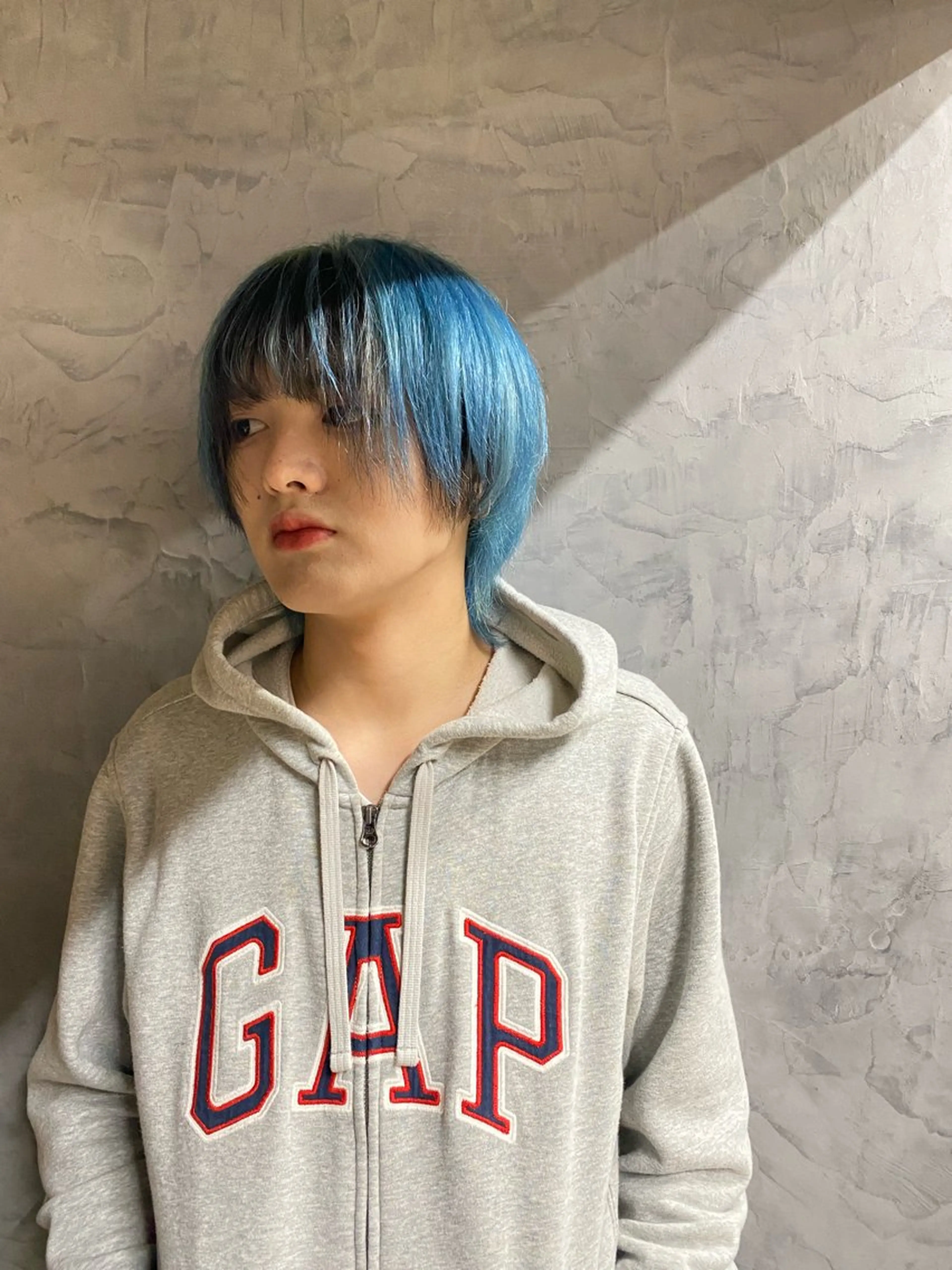 カラー メンズ メンズブリーチ ブリーチ ケアブリーチ ブリーチムラ修正 /ハイトーン/青砥大のヘアスタイル