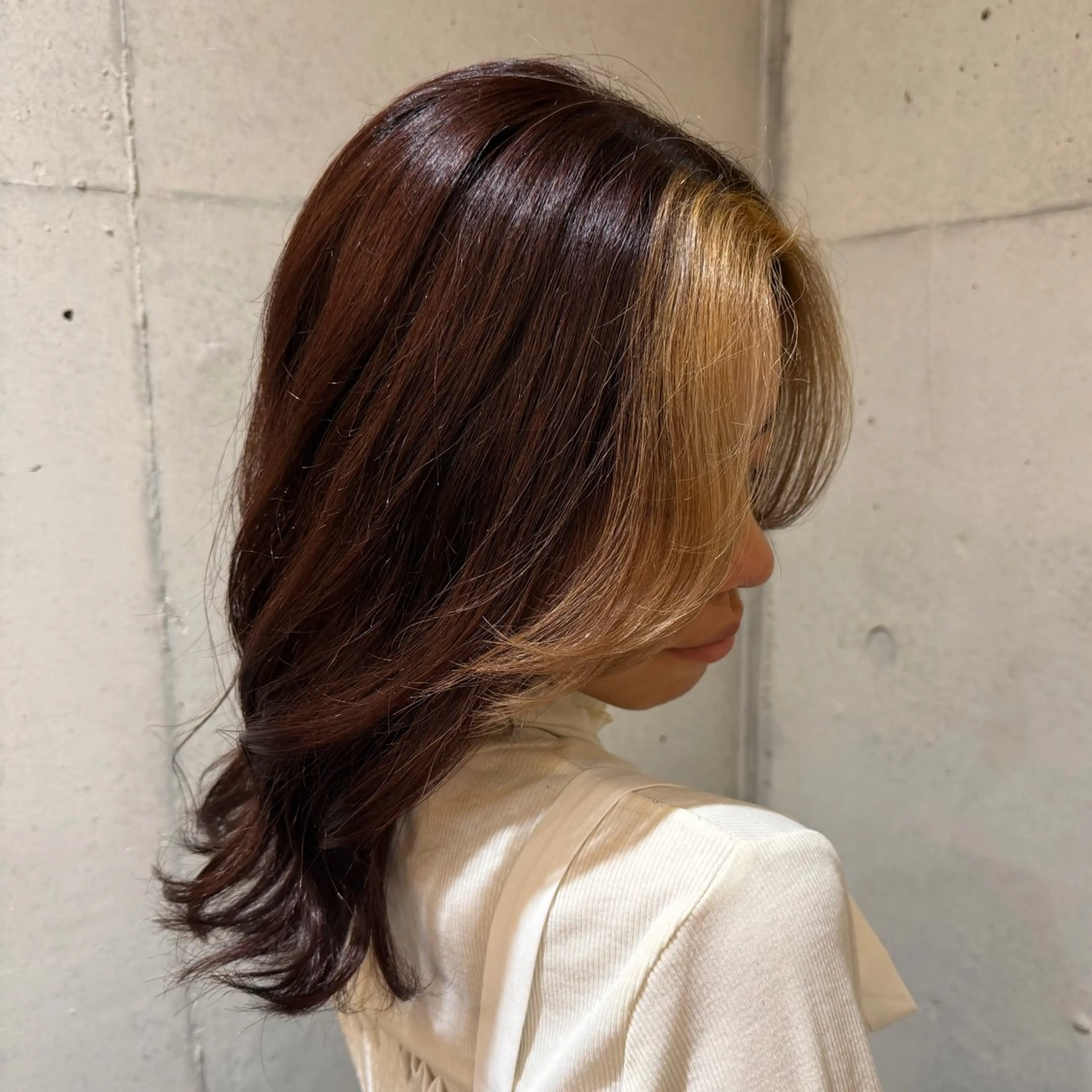 ミディアム カラー ヘアカラー トリートメント ハイトーン/ボブ/ 髪質改善🦖mahoのヘアスタイル