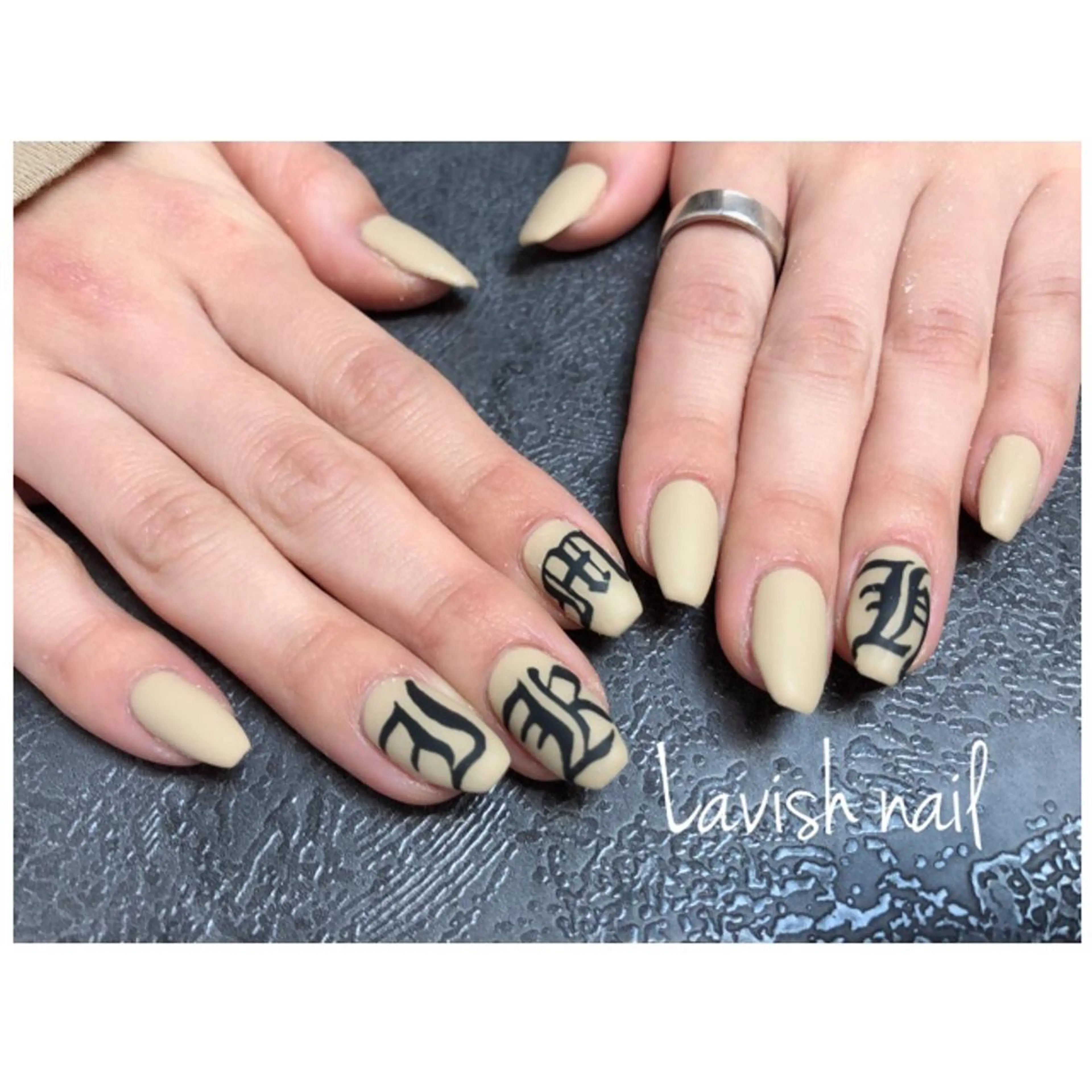 ネイル ハンドネイル Lavish nailのネイルデザイン