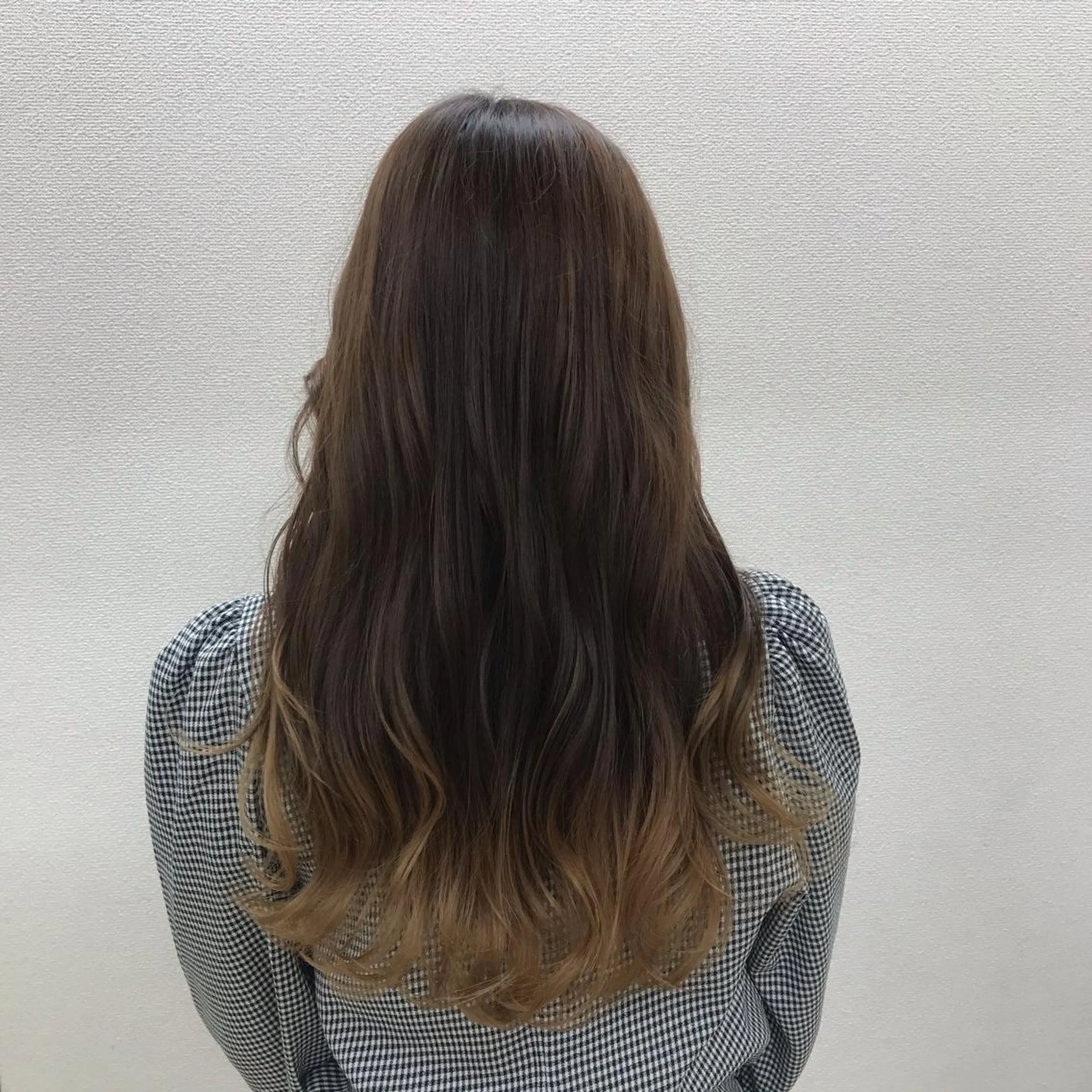 セミロング 松本平太郎美容室大宮店所属・もりたみかこ 美容師お休み中のヘアスタイル