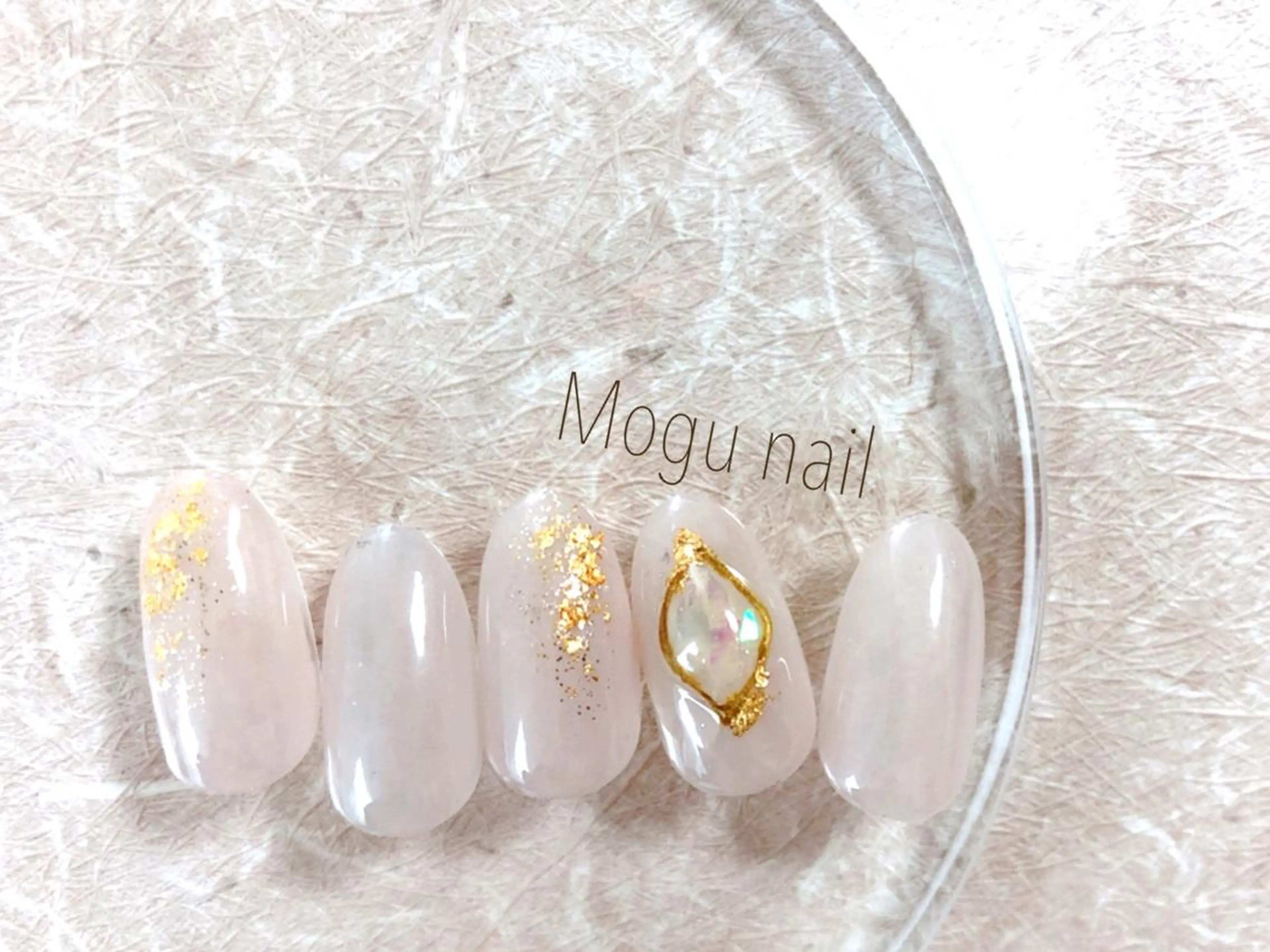 ネイル mogunail &blowのネイルデザイン