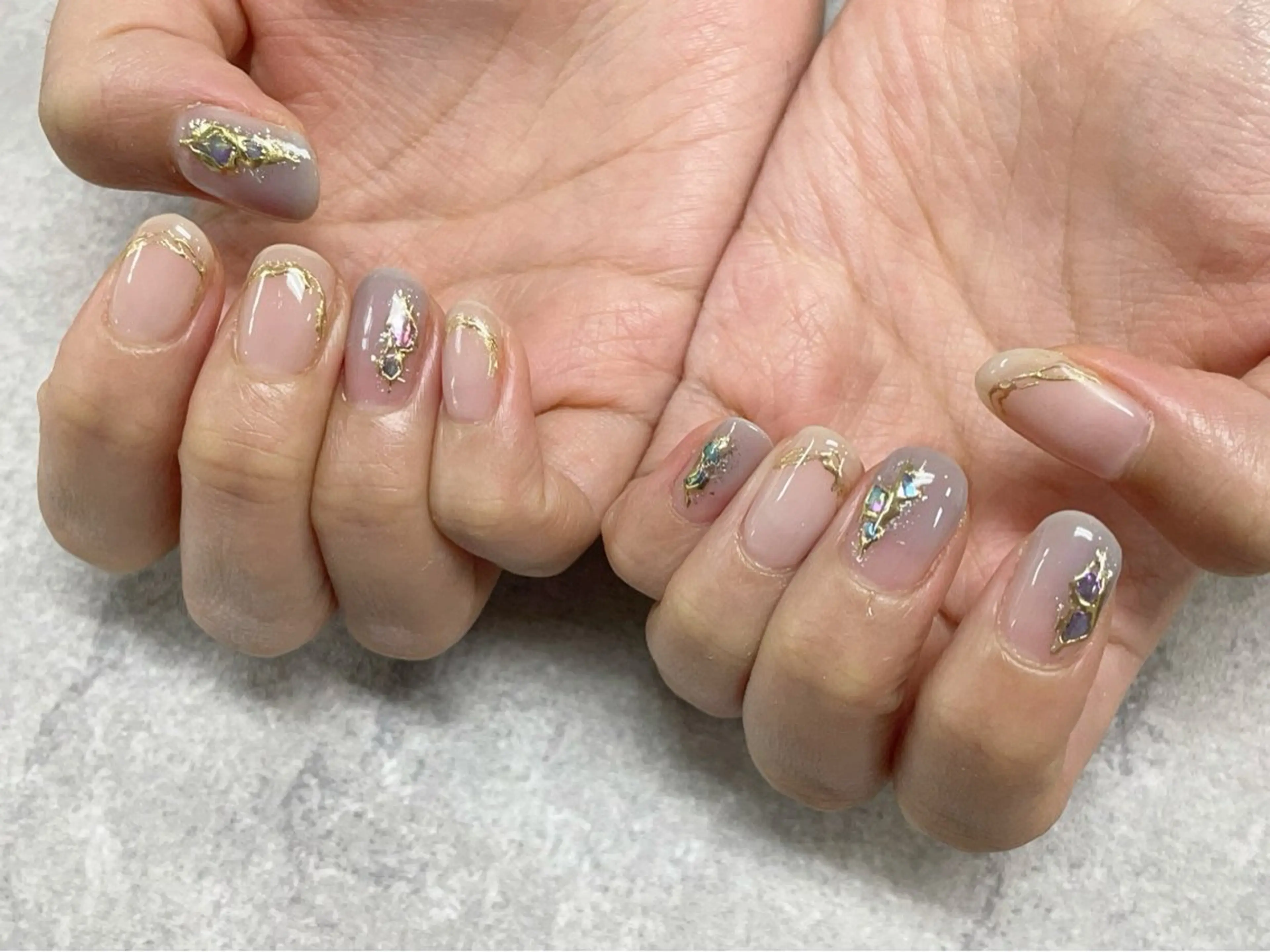 ネイル グラデーション 持ち込み ニュアンスネイル clear yayoiのネイルデザイン