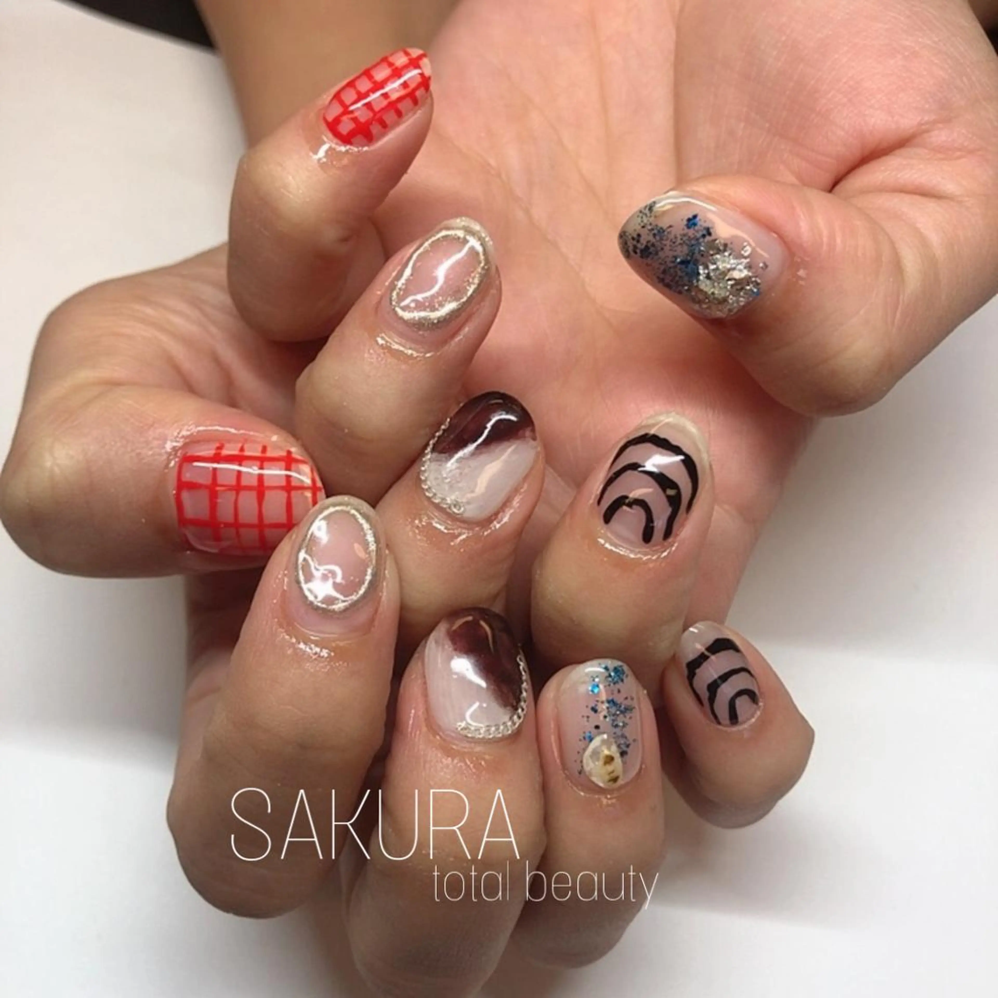 ネイル SAKURA 山野のネイルデザイン