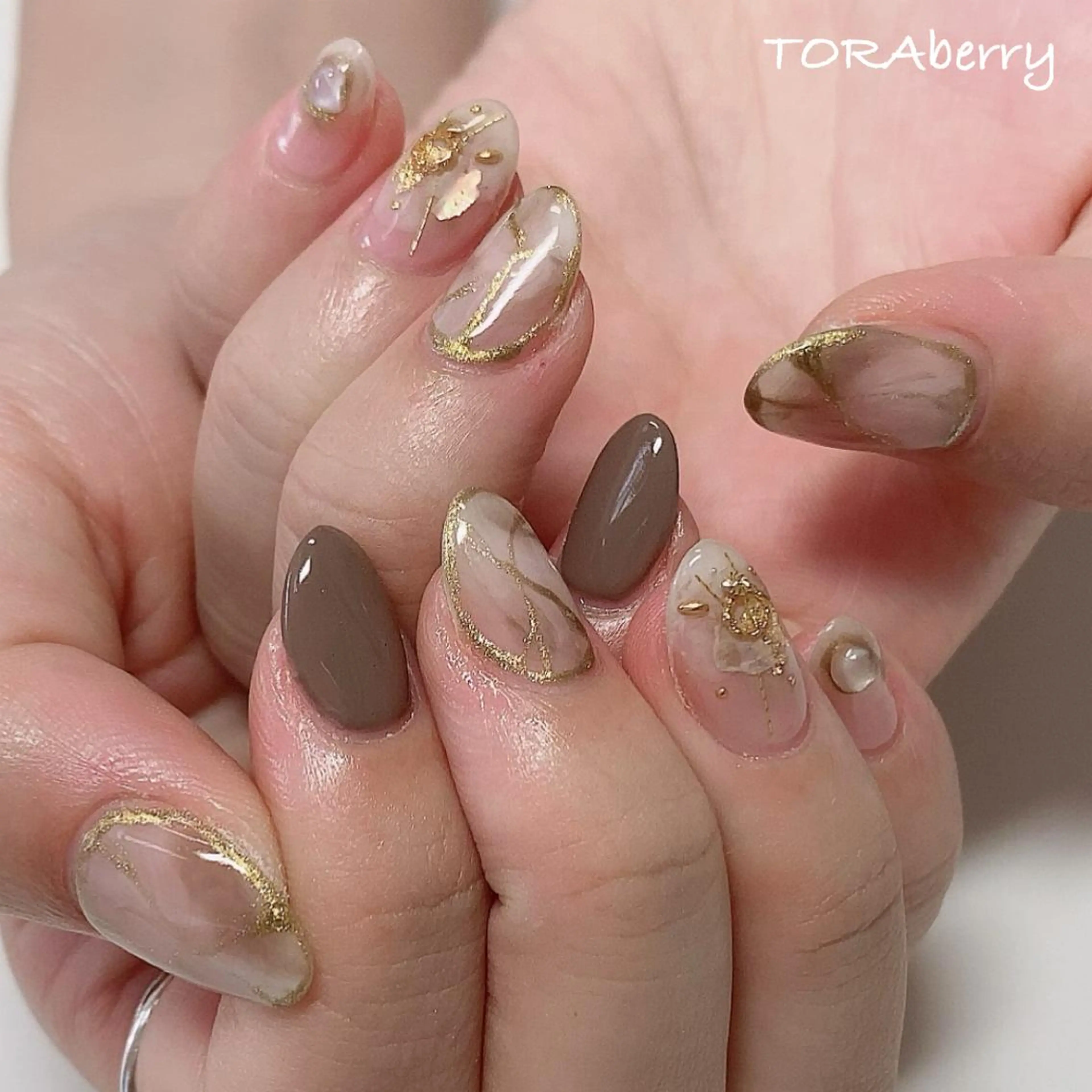 ネイル ニュアンスネイル ハンドネイル ネイリスト なつみのネイルデザイン