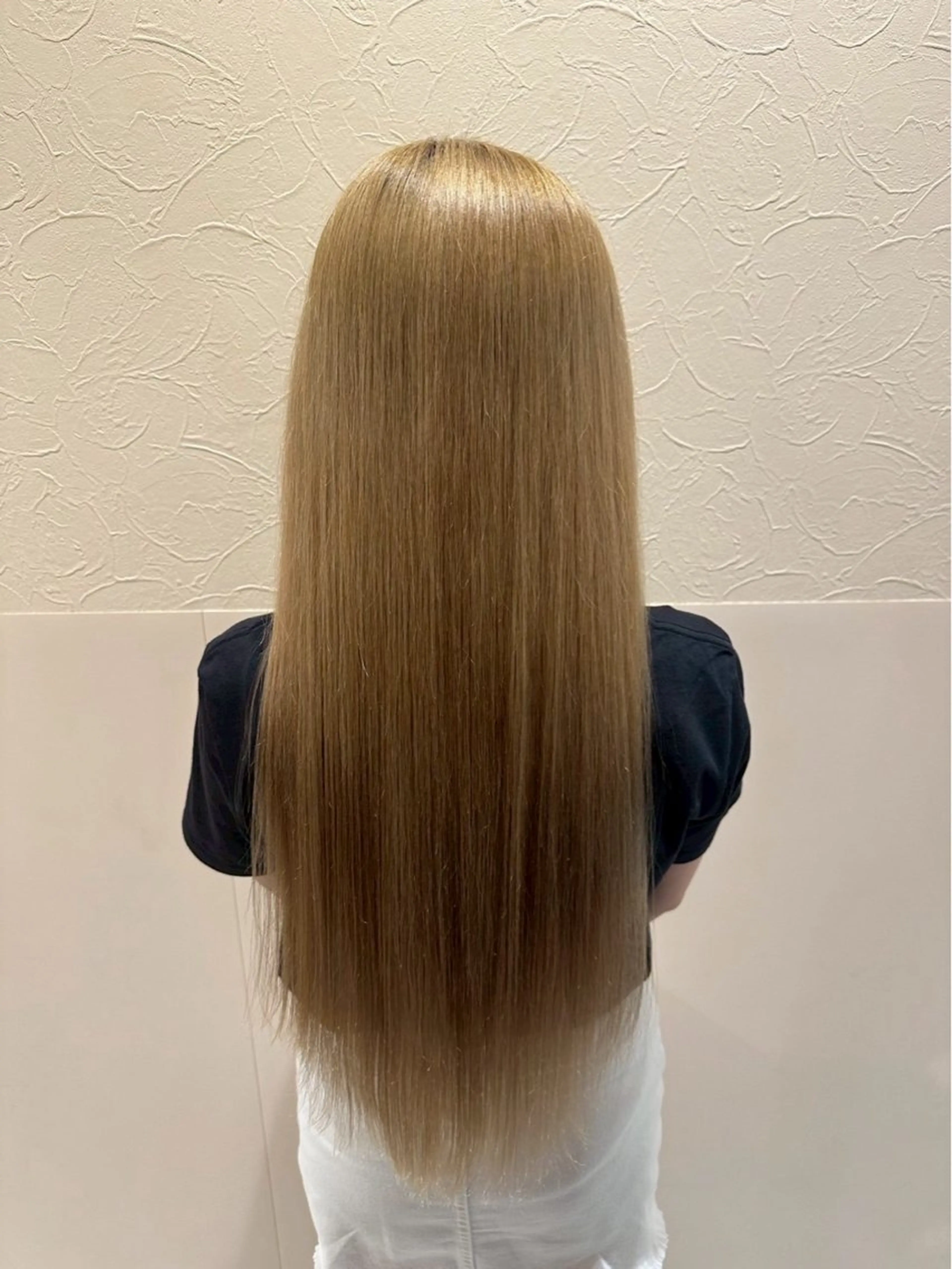 ロング 外人風ハイライト/ 艶カラーのヘアスタイル