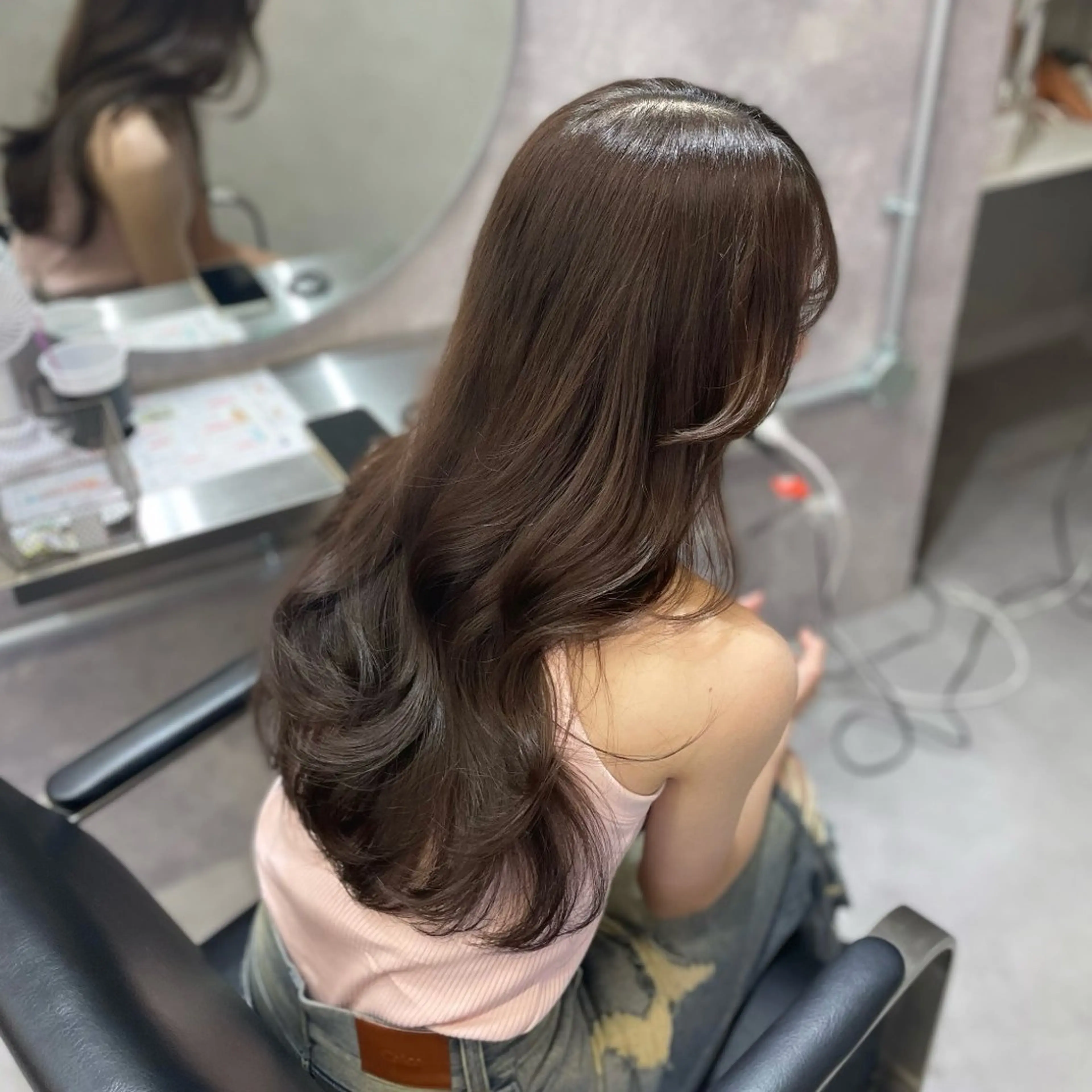 ロング カラー ブリーチ 透明感カラー グレージュ ブリーチなしカラー レイヤーカット カット ヘアカラー Rui/透明感カラー 暖色/レイヤーカットのヘアスタイル