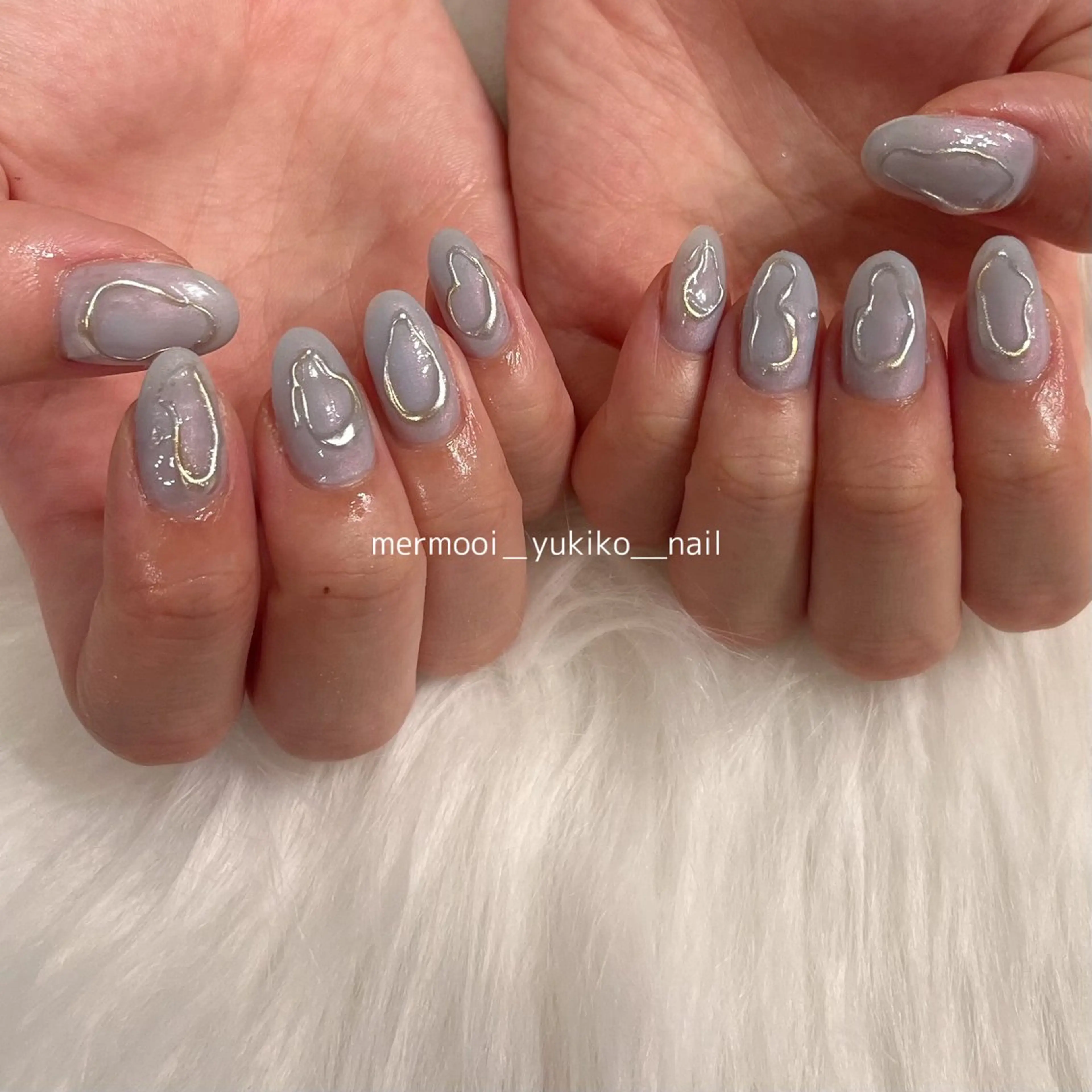 ネイル ブルー ミラーネイル ニュアンスネイル シルバー ハンドネイル melumooi nailのネイルデザイン