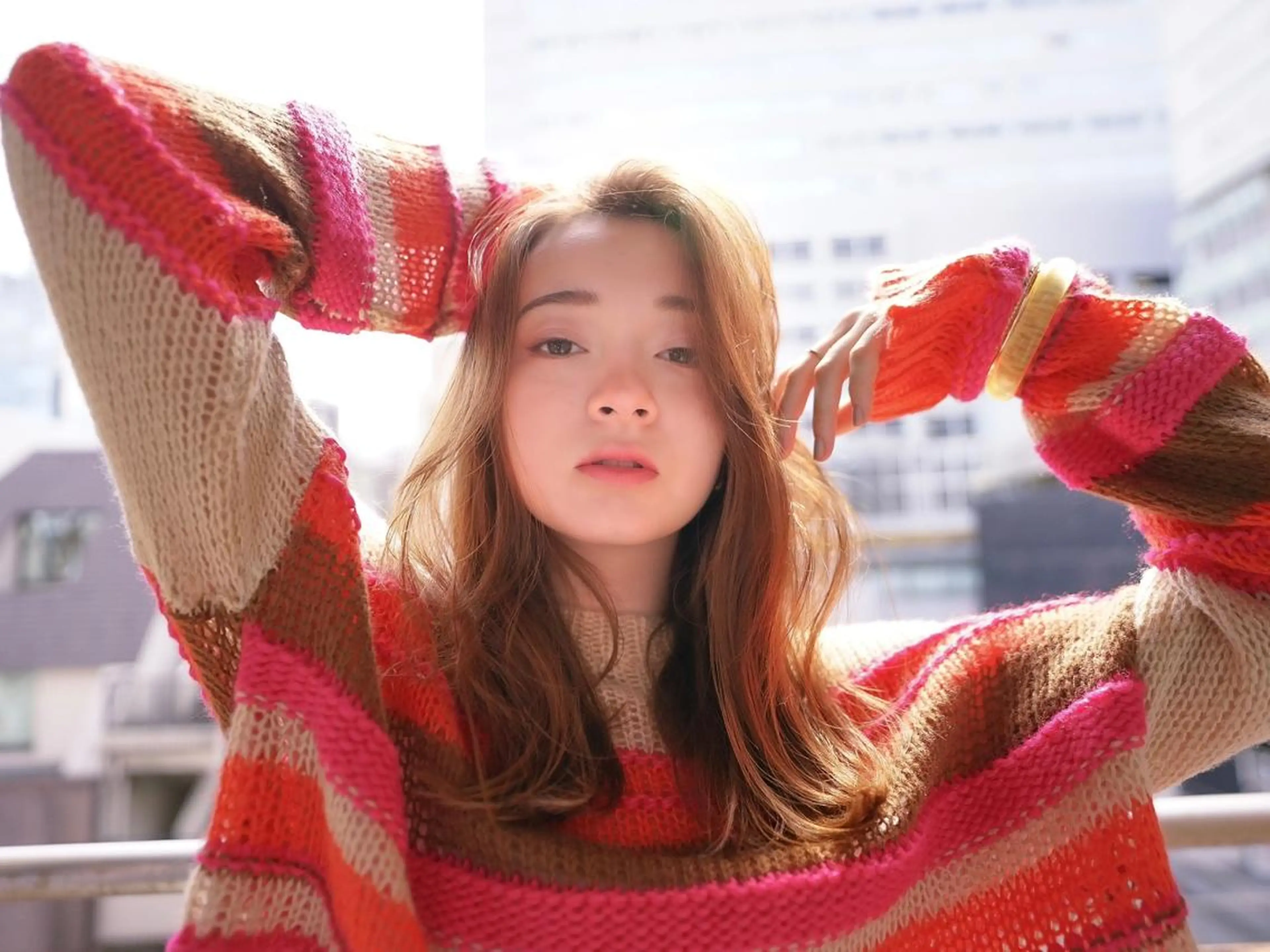 セミロング パーマ ヘアアレンジ カラー アディクシーカラー アッシュ バレイヤージュ ベージュカラー ブリーチ newi grande 横浜店のヘアスタイル