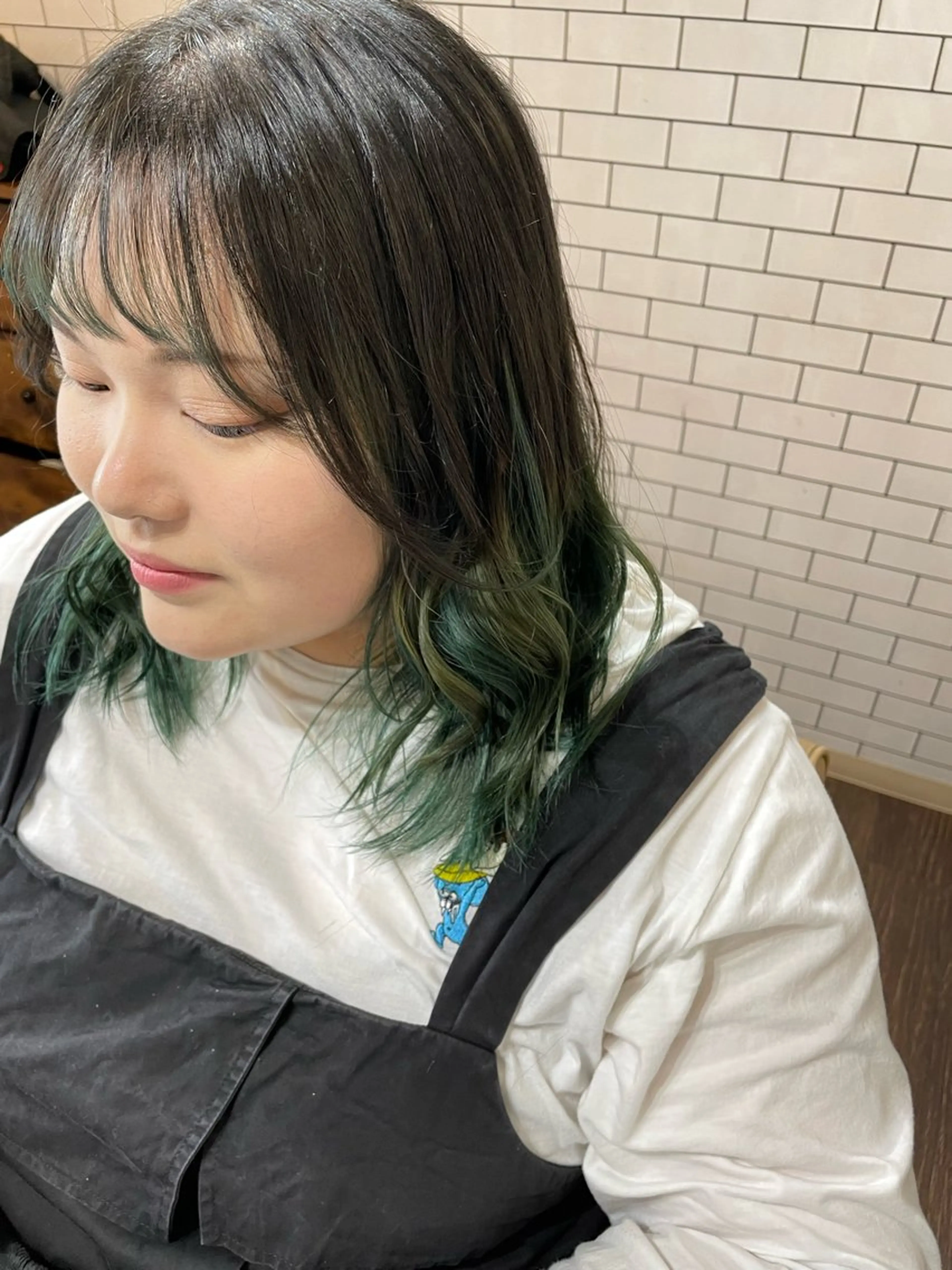 ミディアム カラー 黒髪 カット ヘアカラー トリートメント 髪質改善カラー💛 NANOHAのヘアスタイル
