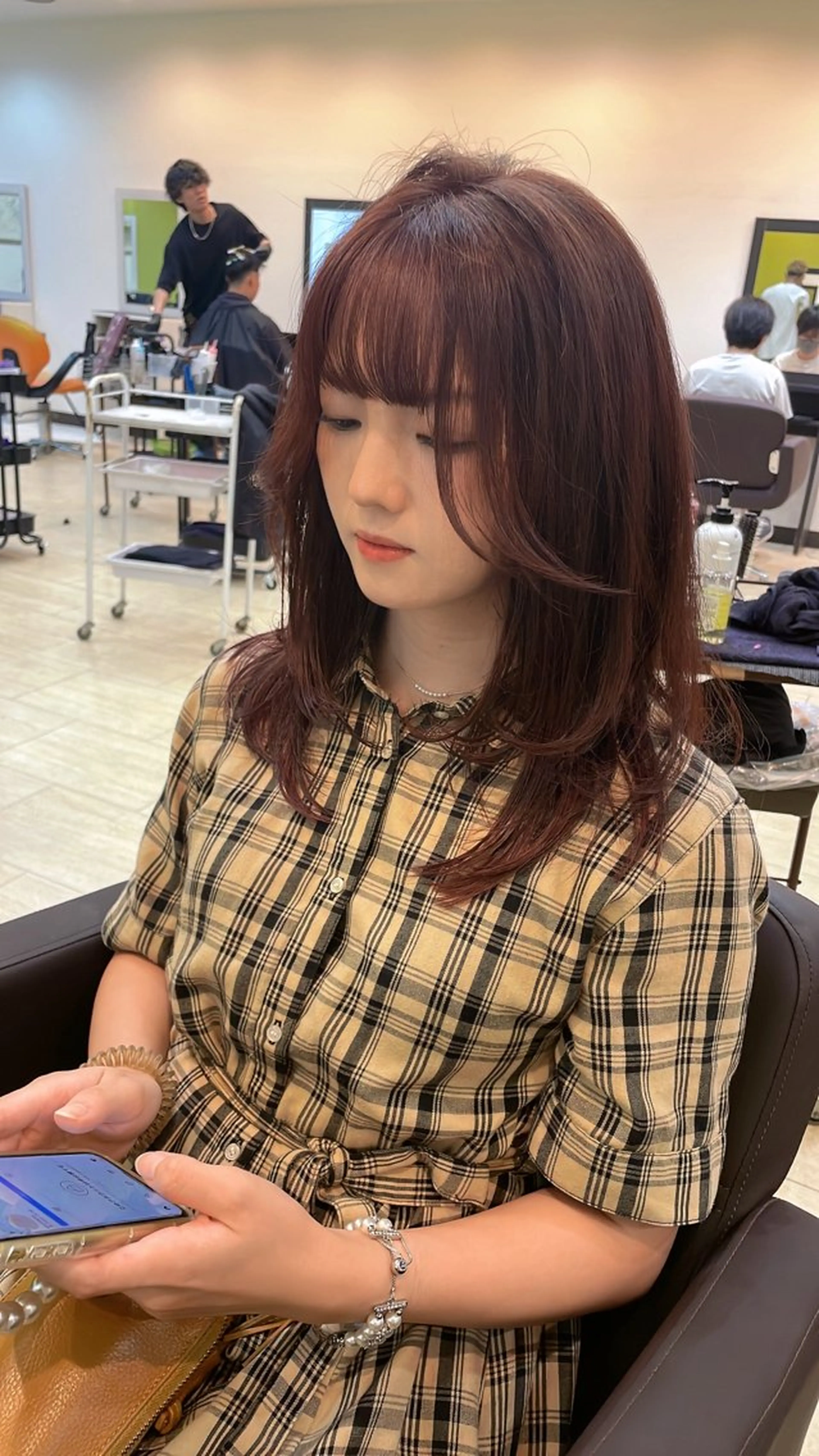 セミロング レイヤーカット カット ヘアカラー 限定クーポン 💕大量更新ブリーチのヘアスタイル