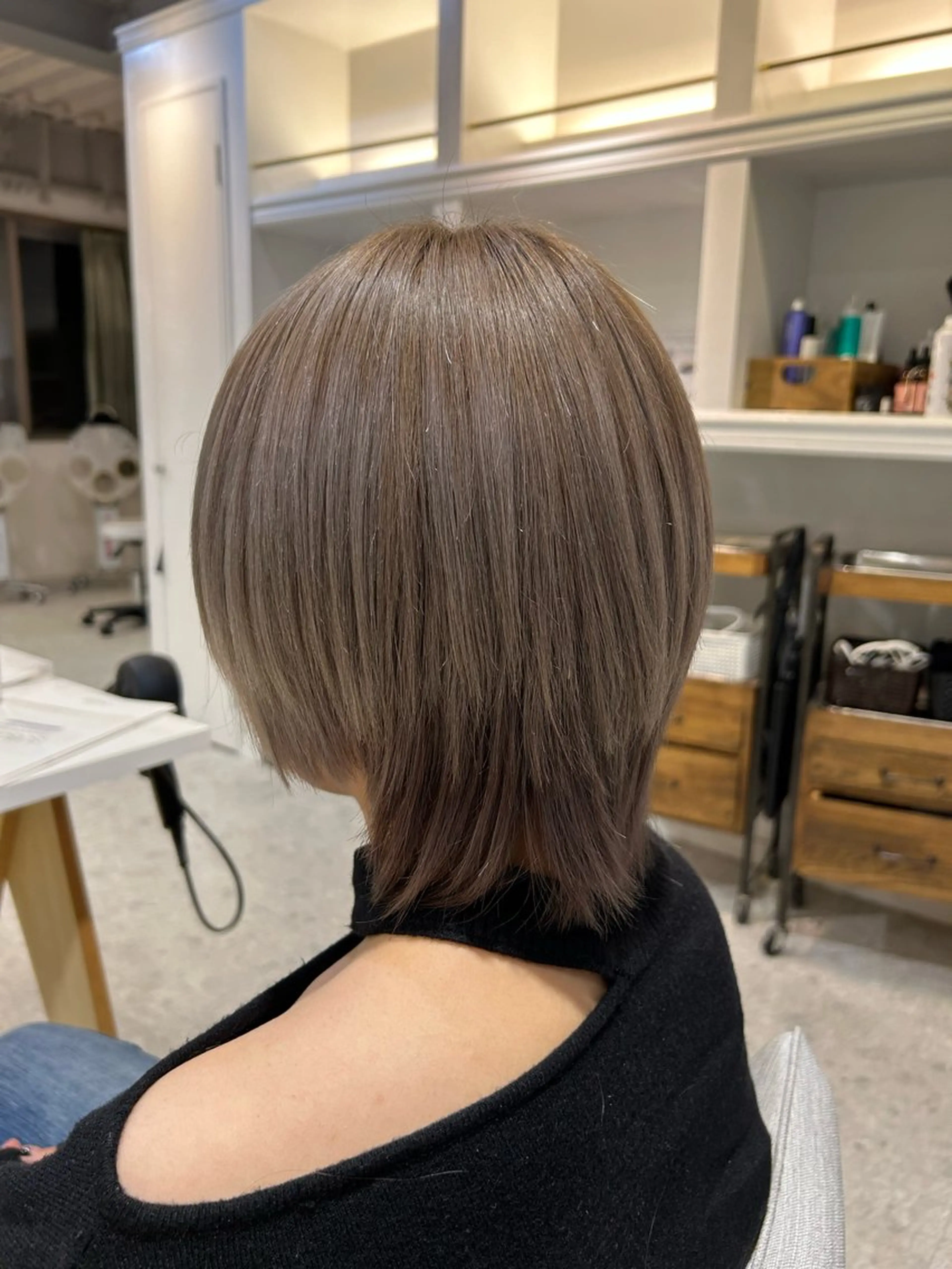 ショート カラー ベージュカラー 透明感カラー ショートヘア カット ヘアカラー 髪質改善／似合わせ ショート／芝　圭佑のヘアスタイル