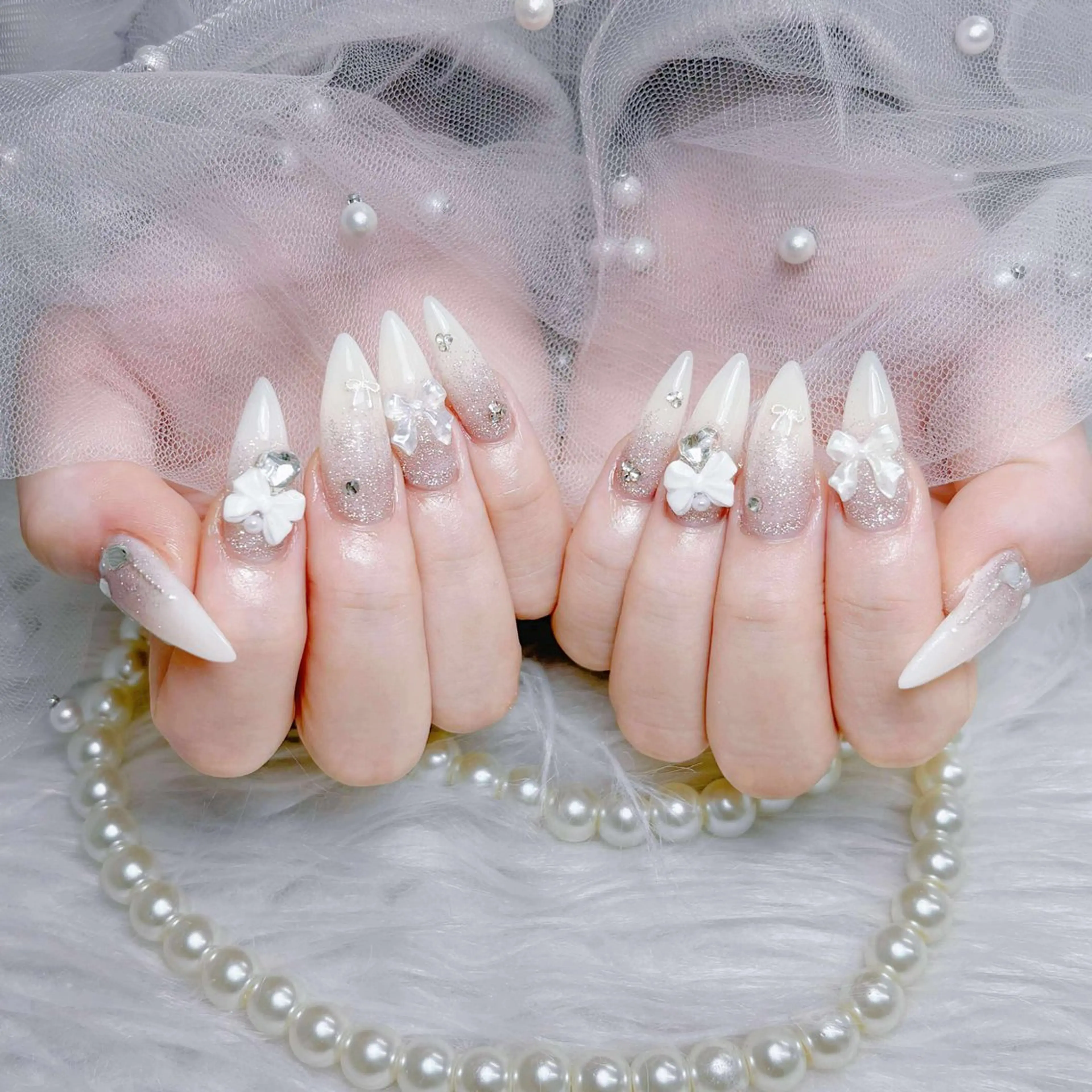 ネイル アートネイル オーロラネイル ブラウン ジェルネイル グラデーション ハンドネイル ハンドケア Nova Nailのネイルデザイン