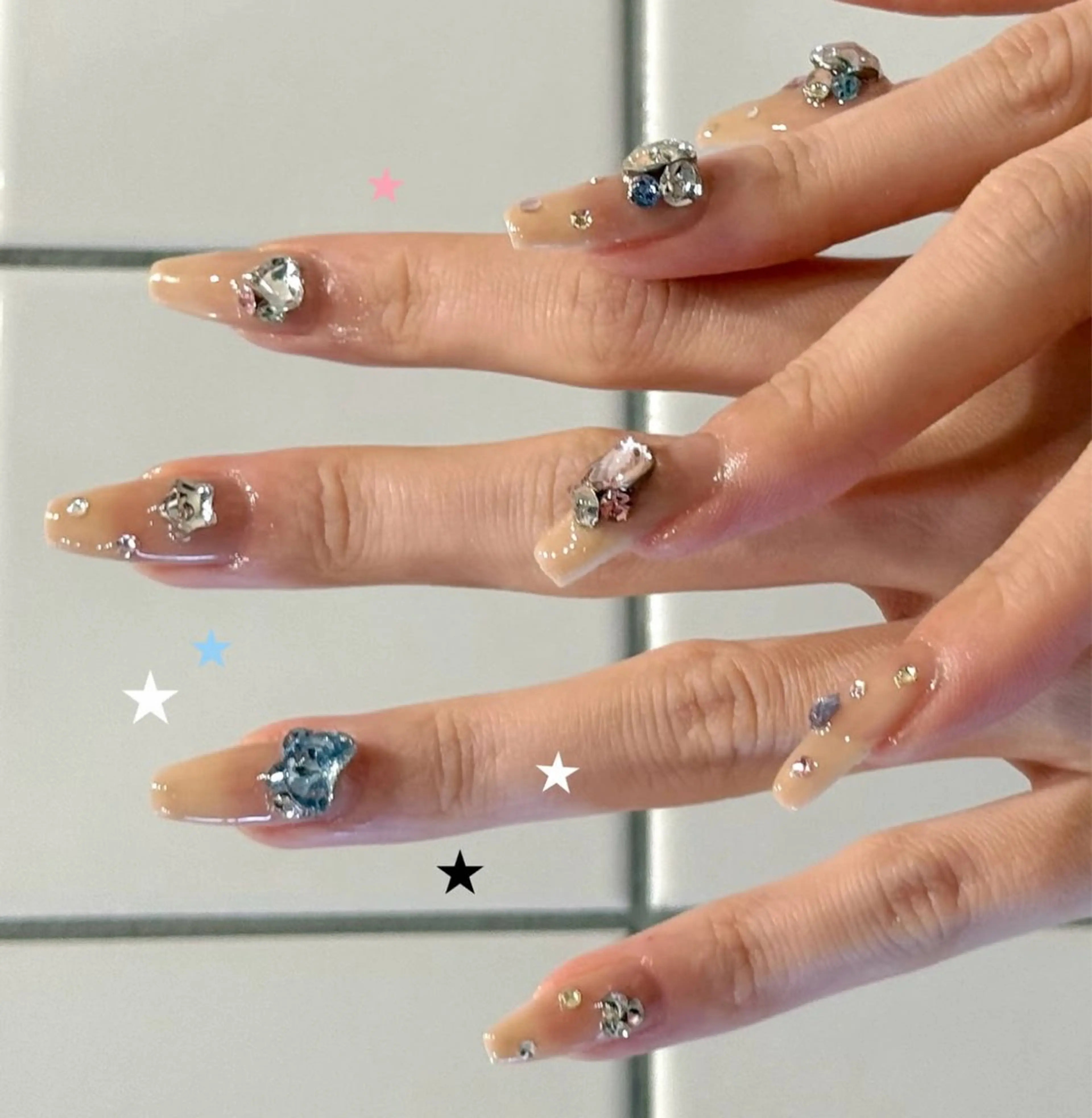 ネイル アートネイル フラワーネイル フレンチネイル ジェルネイル グラデーション Ryu Nail NekoChanのネイルデザイン