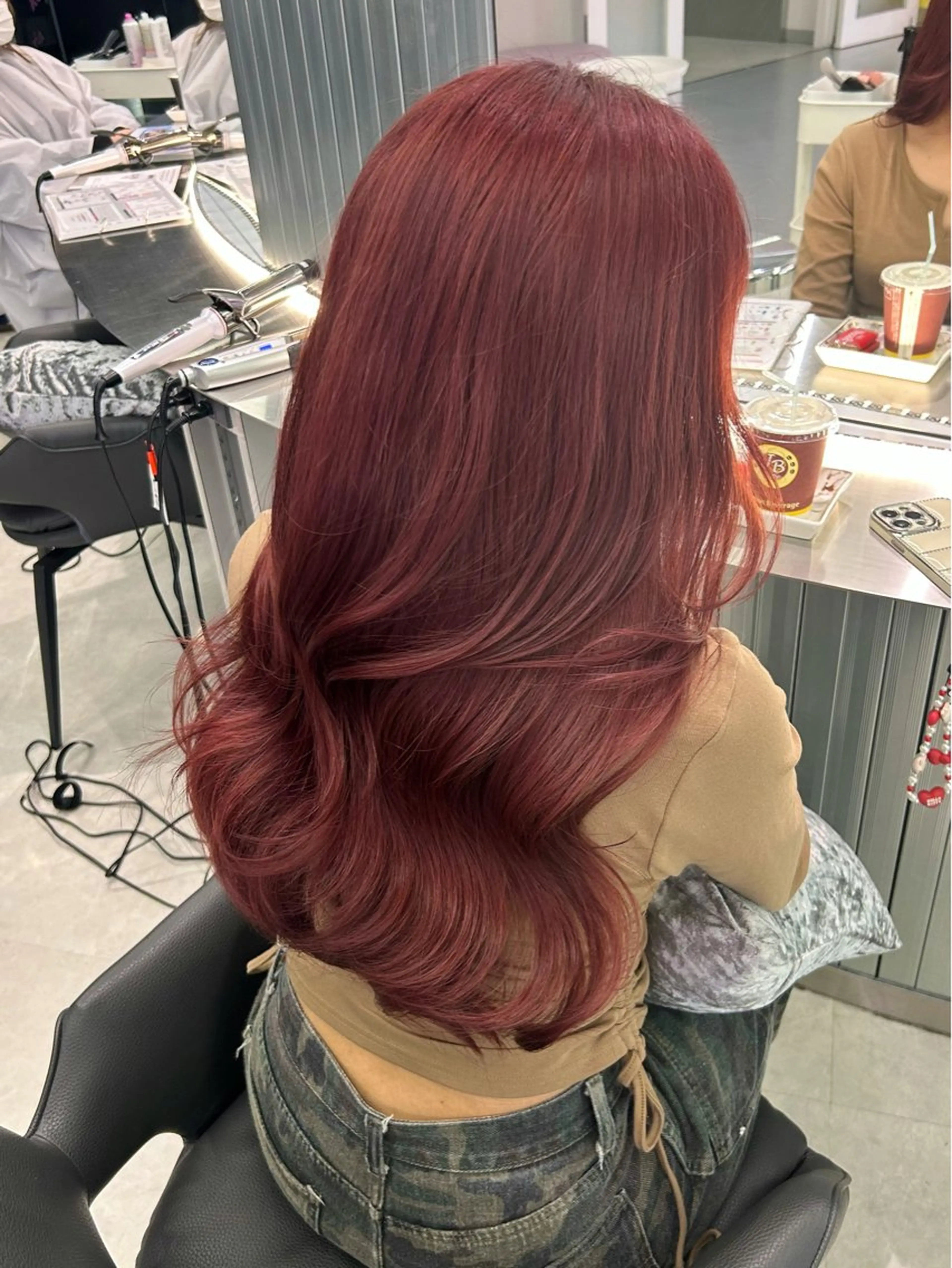 ロング Xena ria 衣織/ブリーチカラーのヘアスタイル