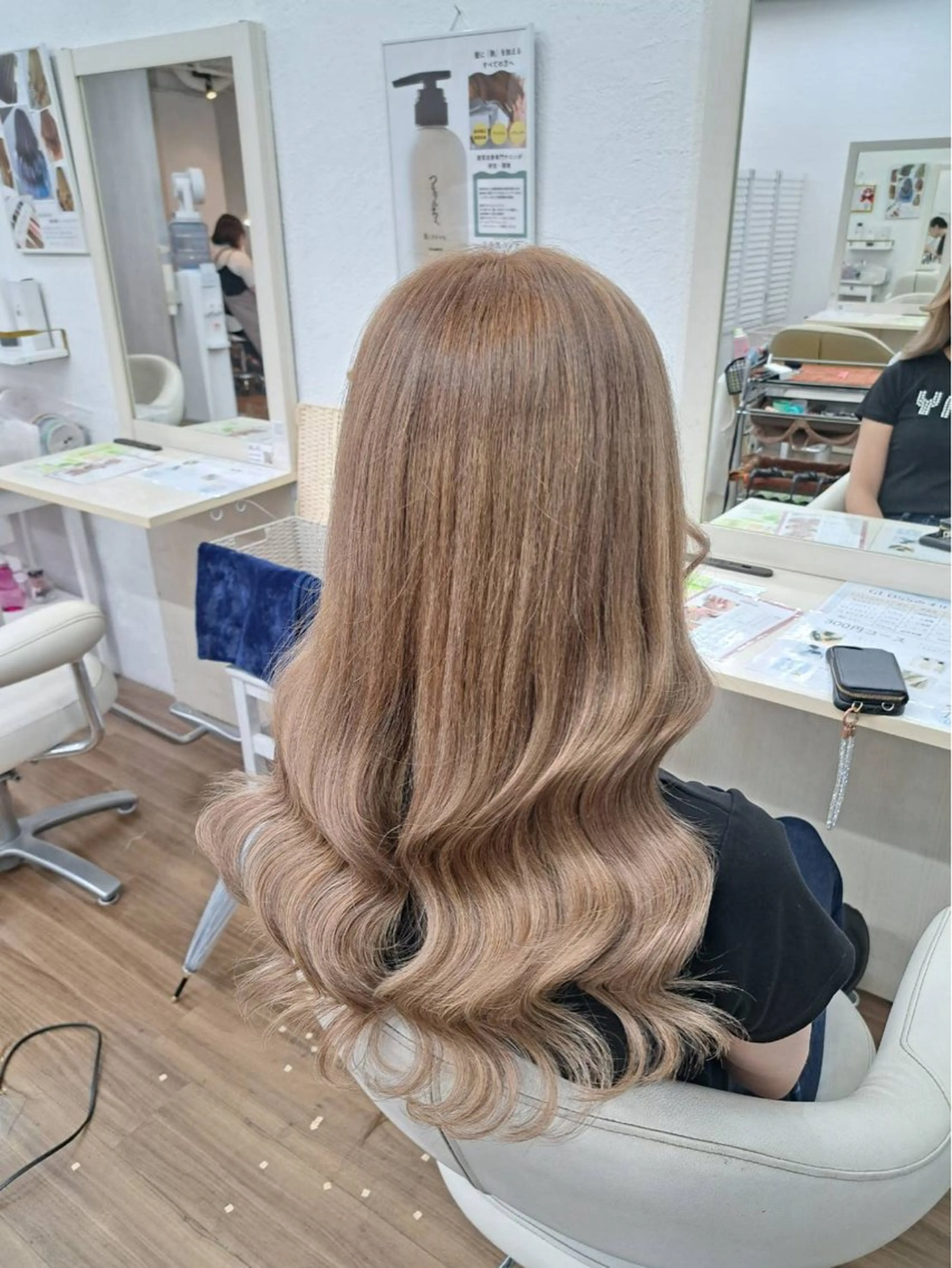 ロング カラー エクステ ヘアカラー トリートメント エクステ GLOSS 心斎橋 山上のヘアスタイル