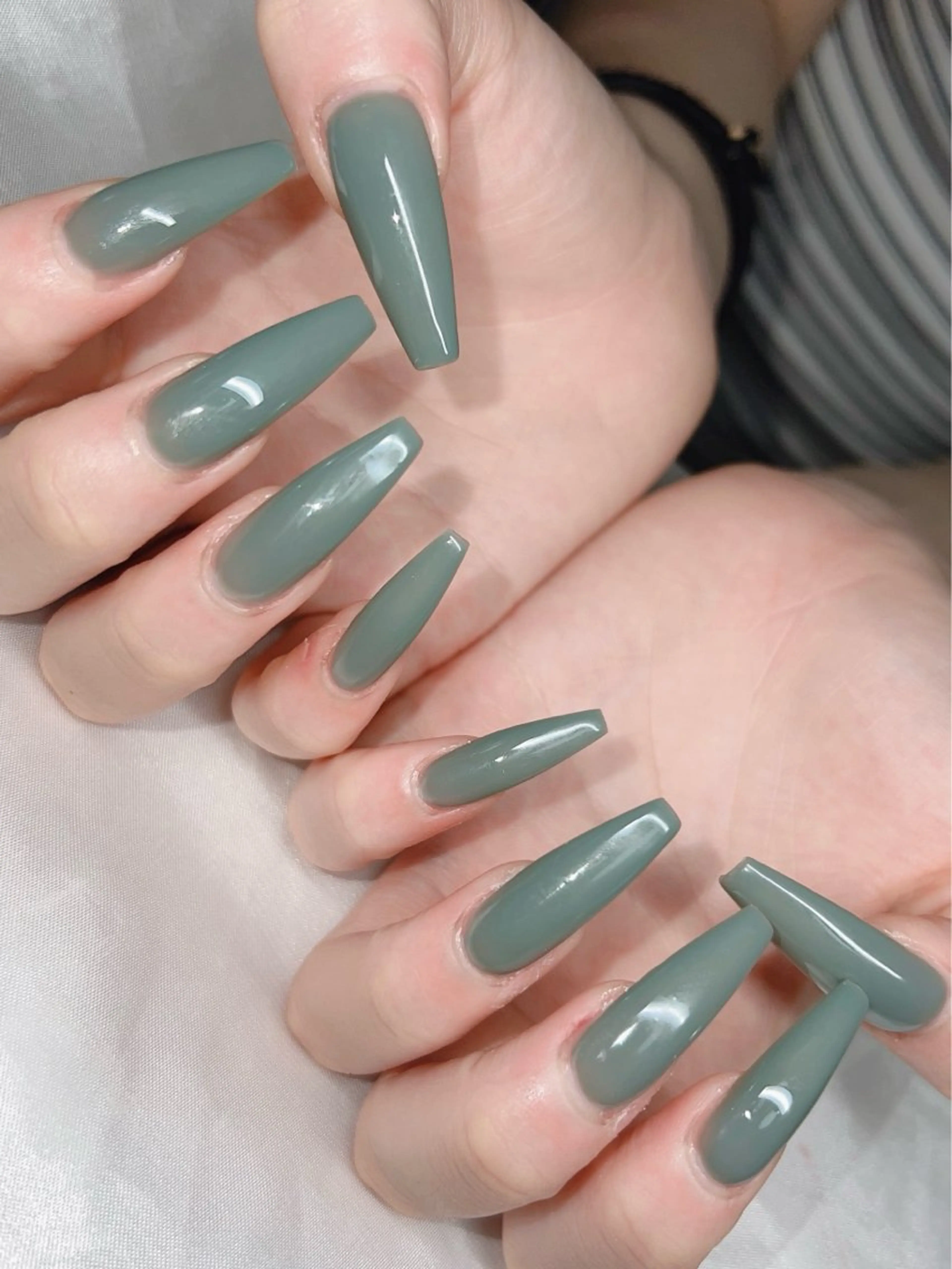 ネイル 長さ出し グラデーション キラキラネイル マグネットネイル ニュアンスネイル Lee Nails チップ長さだし専門店のネイルデザイン