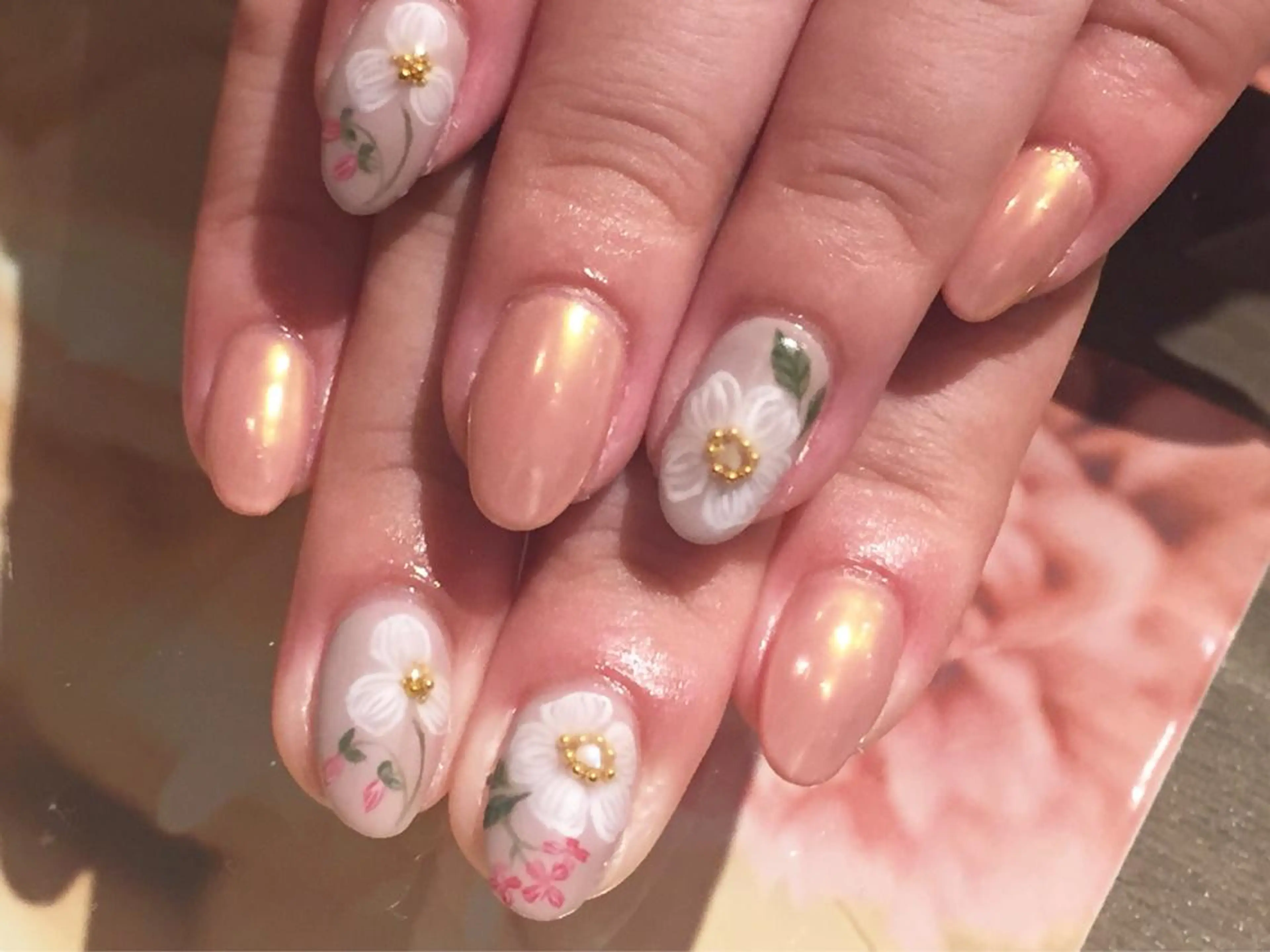 ネイル Nest 三田のマツエク・マツパデザイン