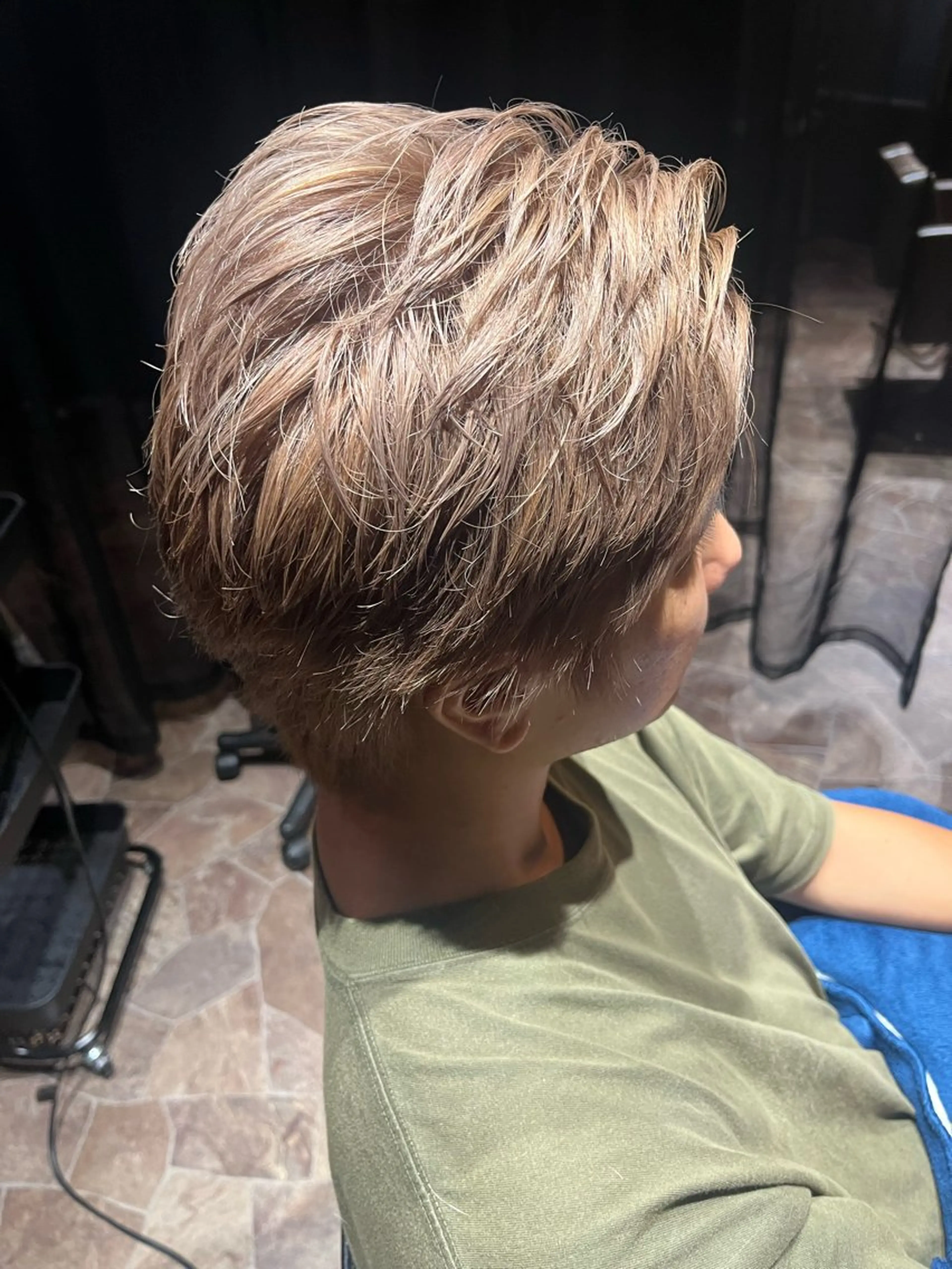 ショート カラー メンズ 松田 悠磨のヘアスタイル