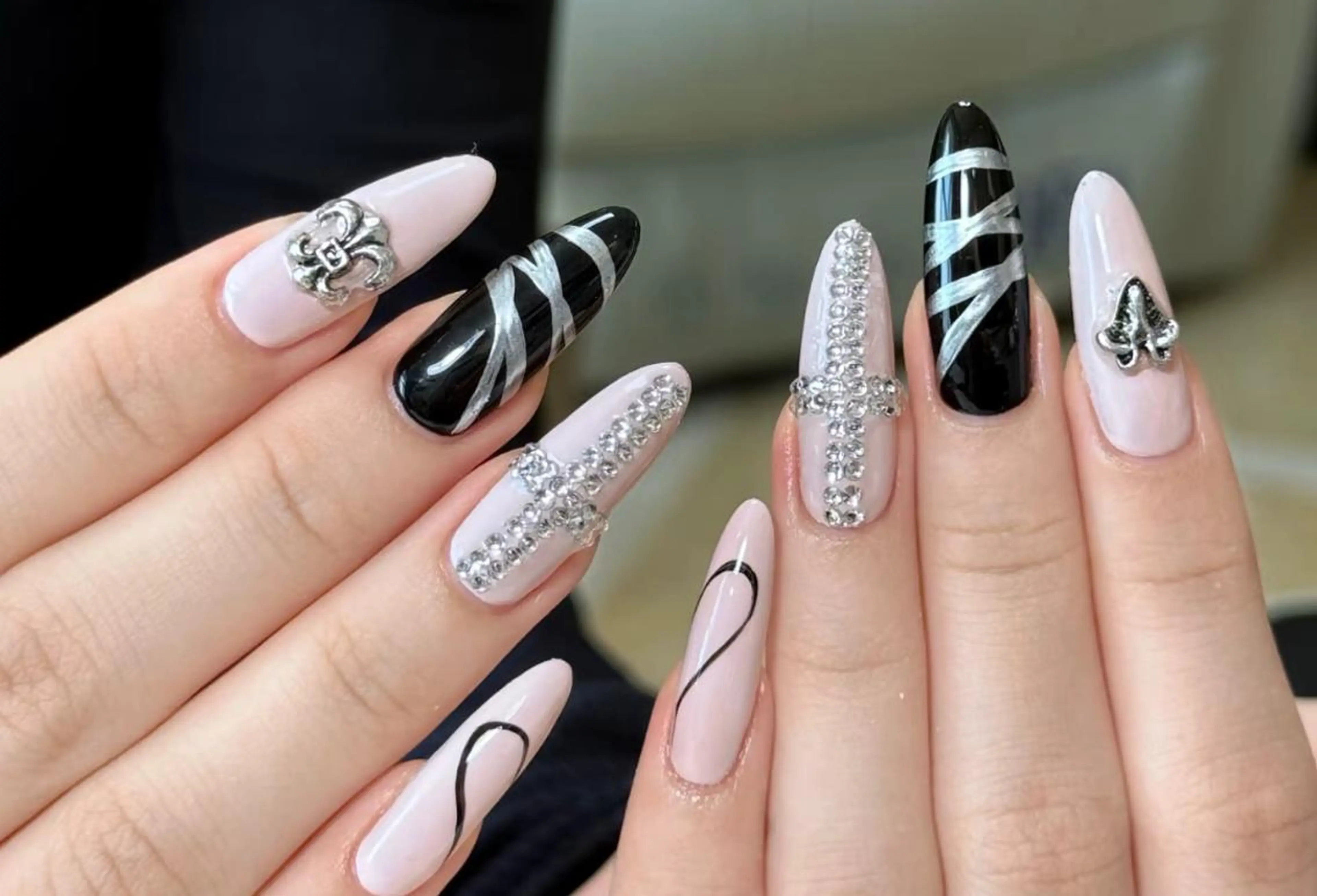 ネイル ハンドネイル Pure&Rich Nailのネイルデザイン