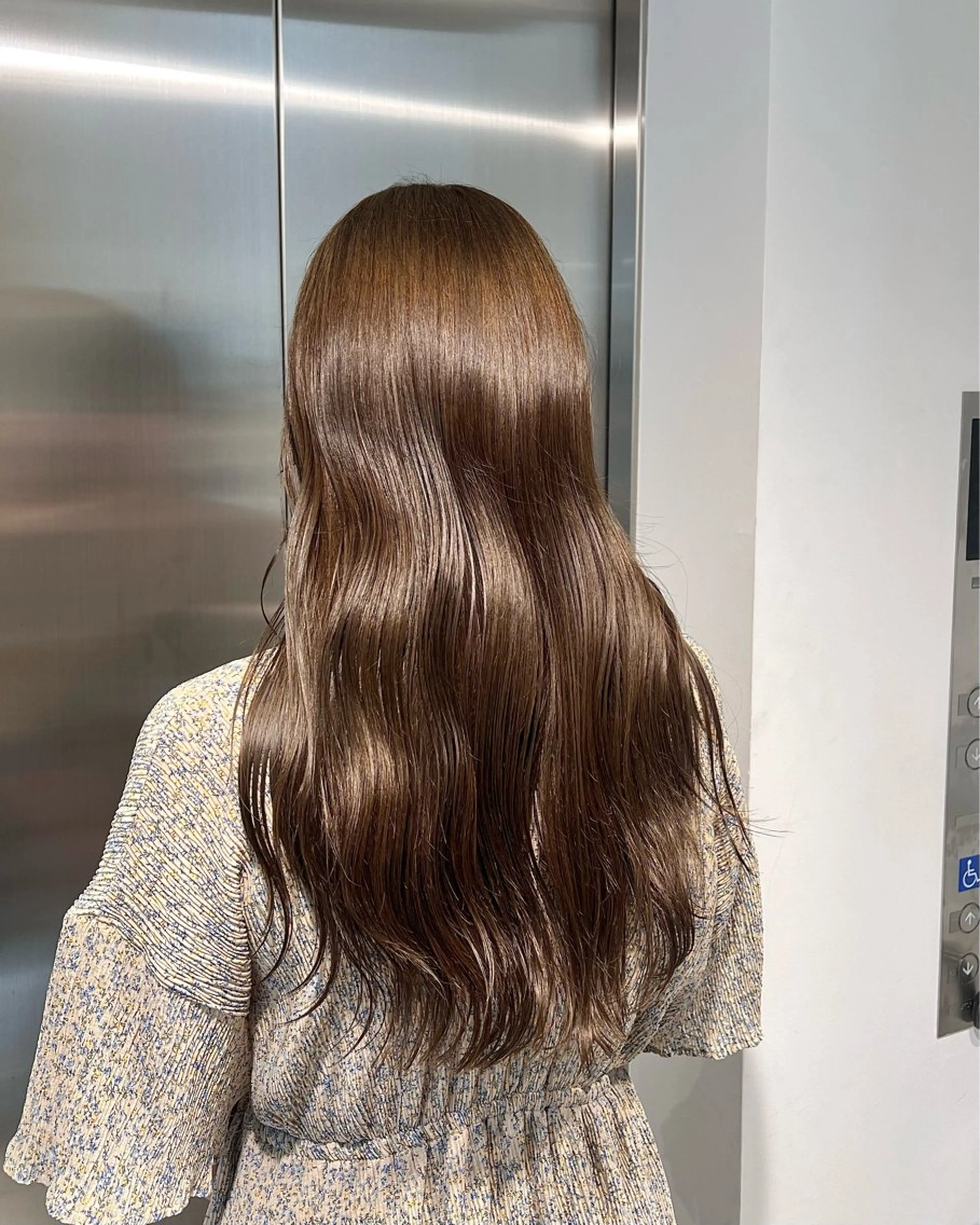 ロング カラー カット ヘアカラー トリートメント 赤みゼロ/透明感 カラー🌿KANTAのヘアスタイル