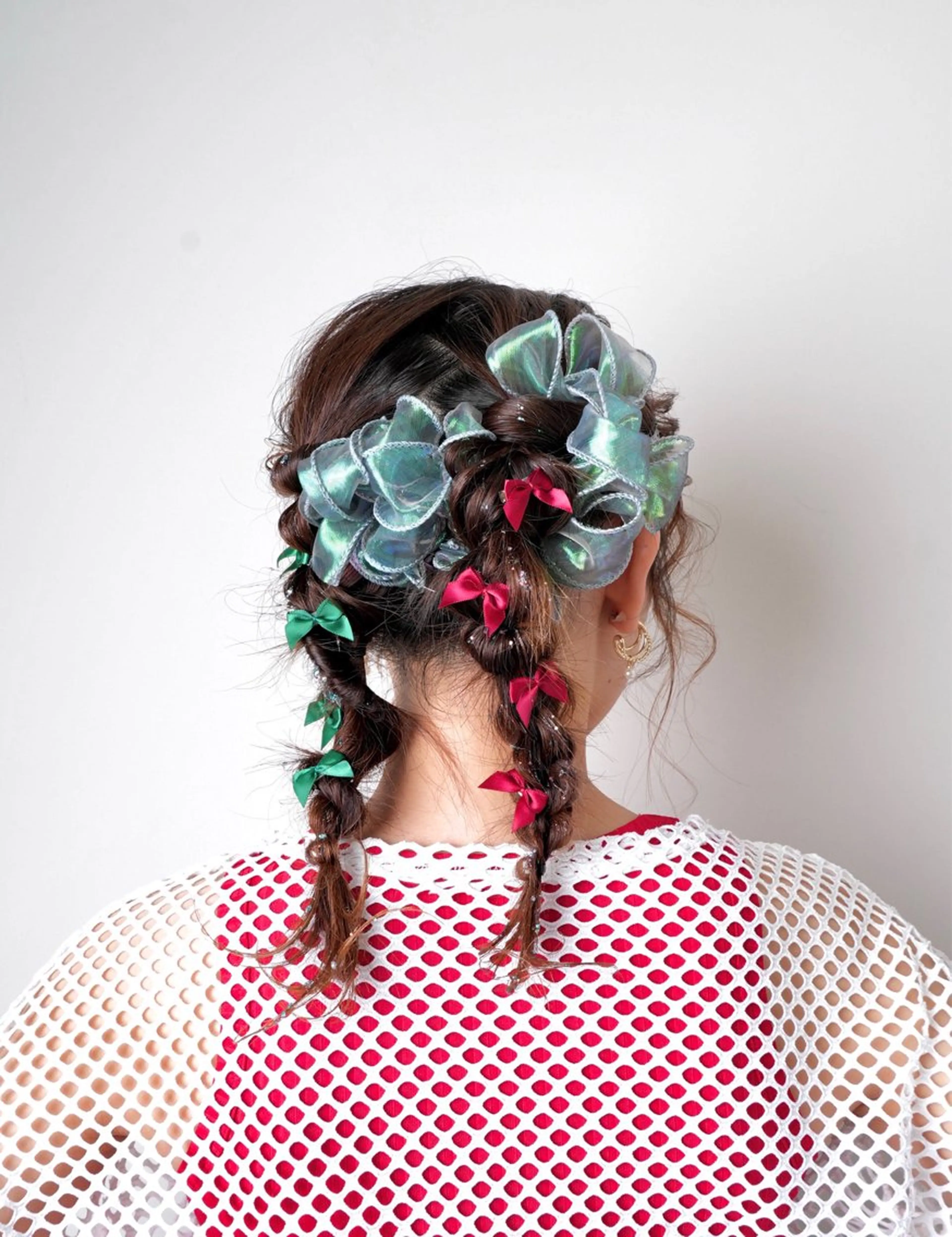 ヘアアレンジ 推し活専用 【派手髪】飯野ゆかりのヘアスタイル