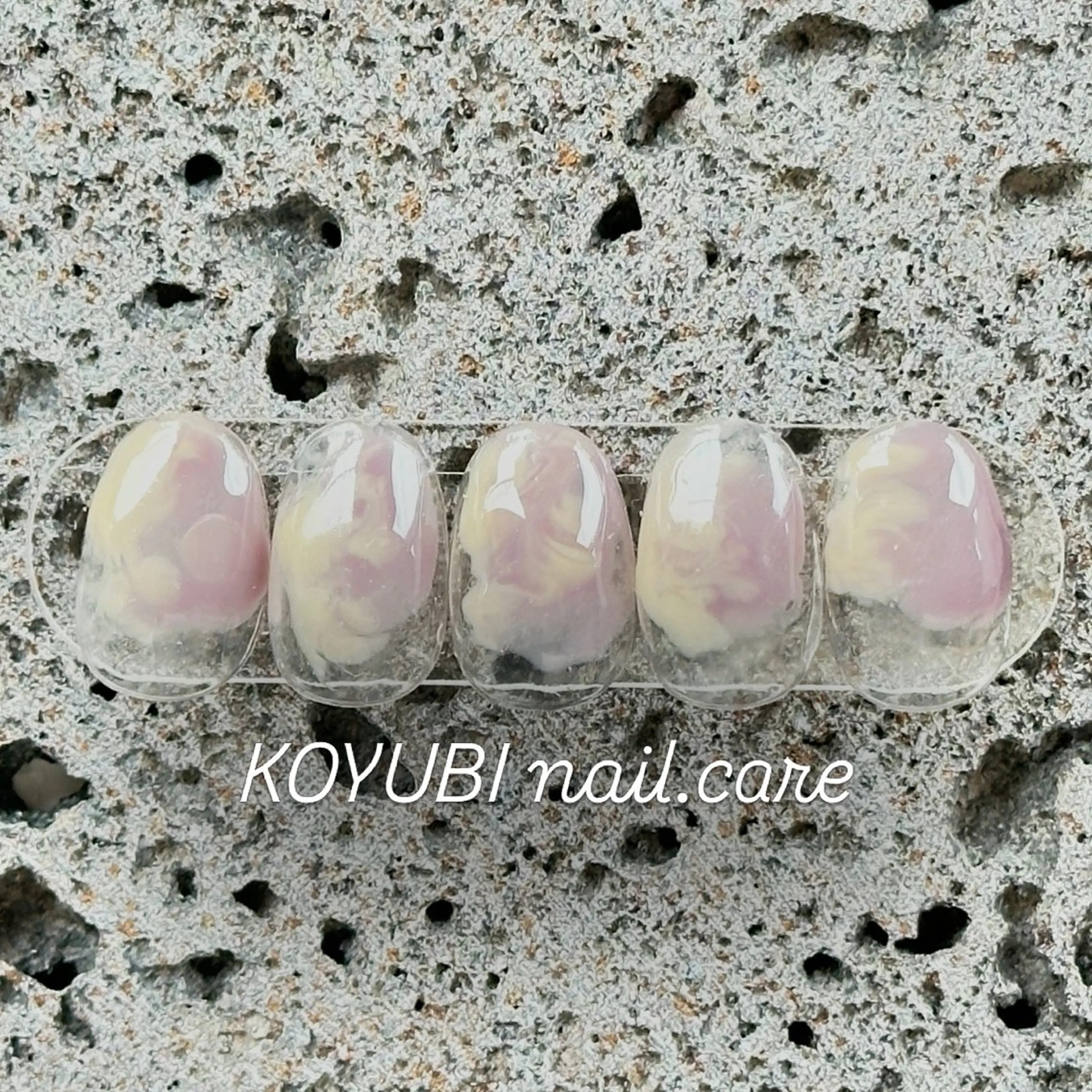 ネイル KOYUBI 大関のネイルデザイン