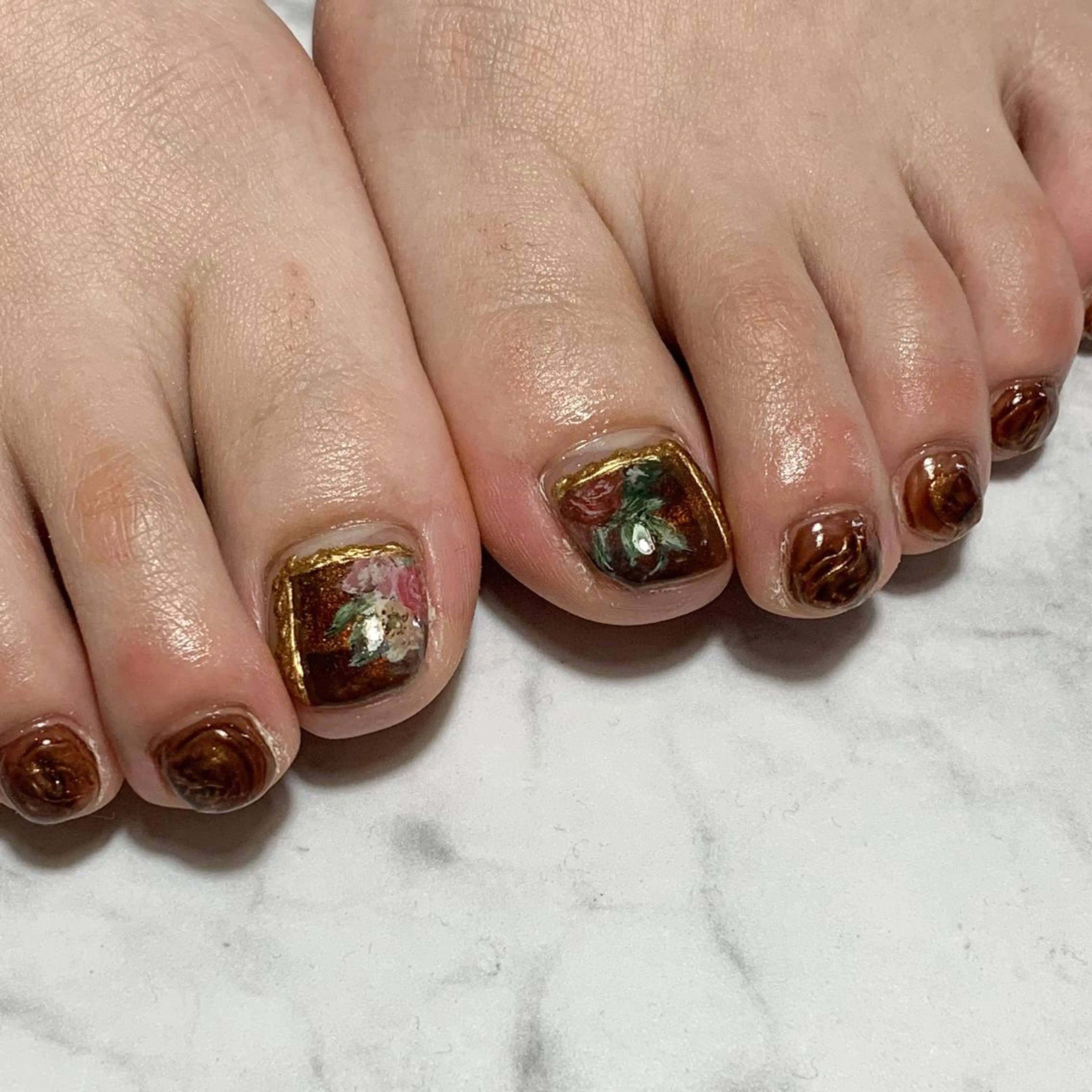 ネイル フットネイル FIORITURA aiのネイルデザイン