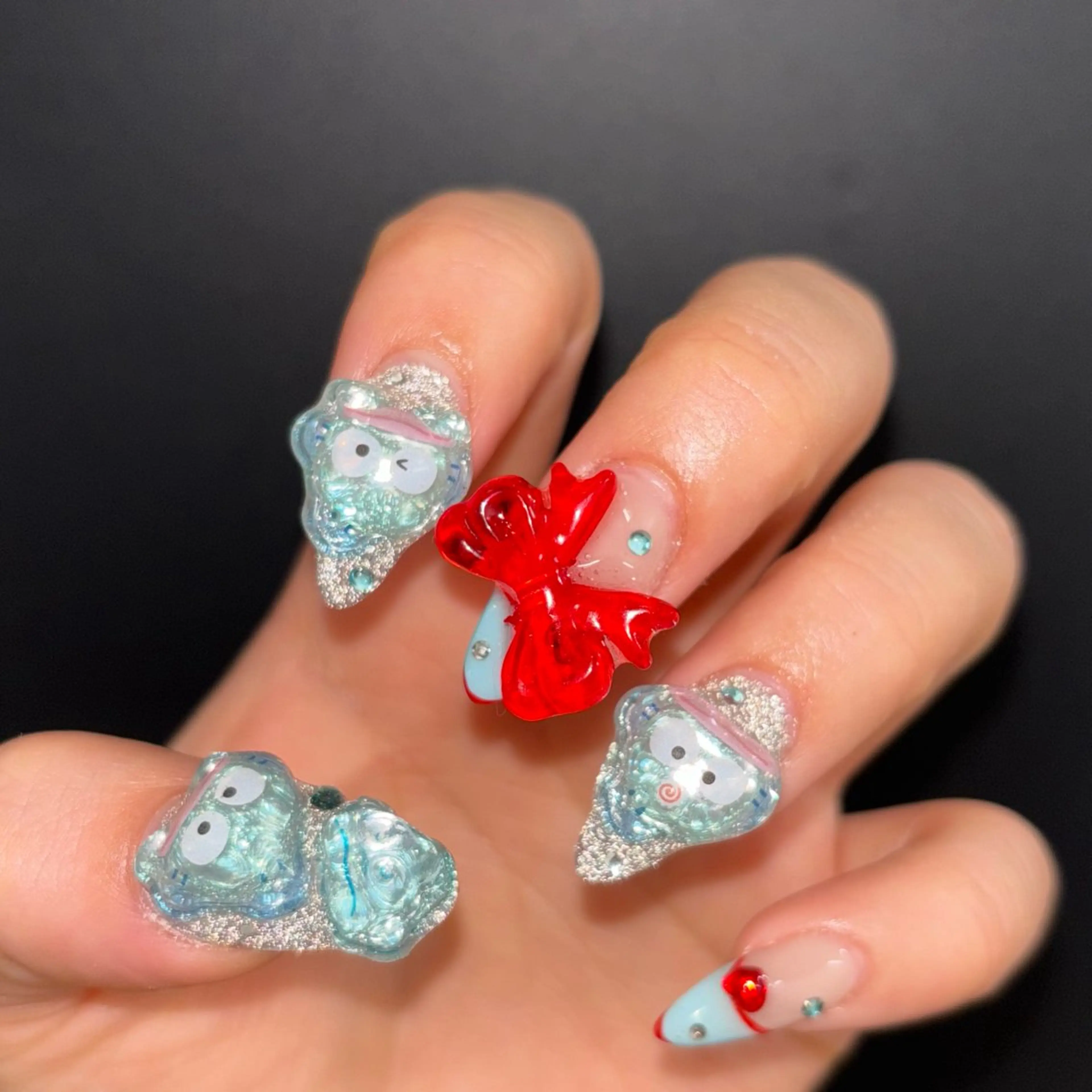 ネイル MODA MANAMIᵕ̈のネイルデザイン