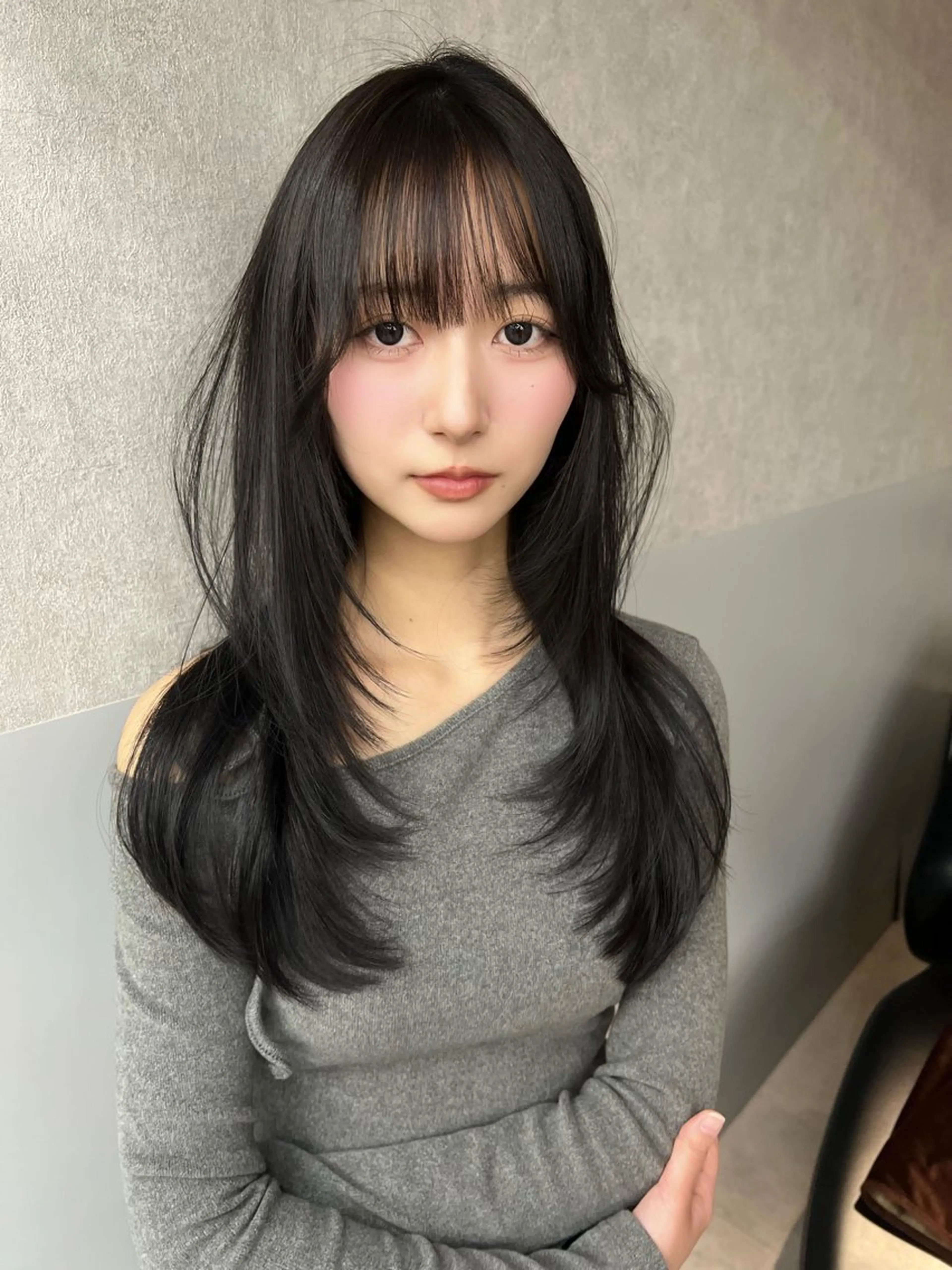 ロング カット ヘアカラー 縮毛矯正 トリートメント 博多ベージュ 🐻松井傑のヘアスタイル