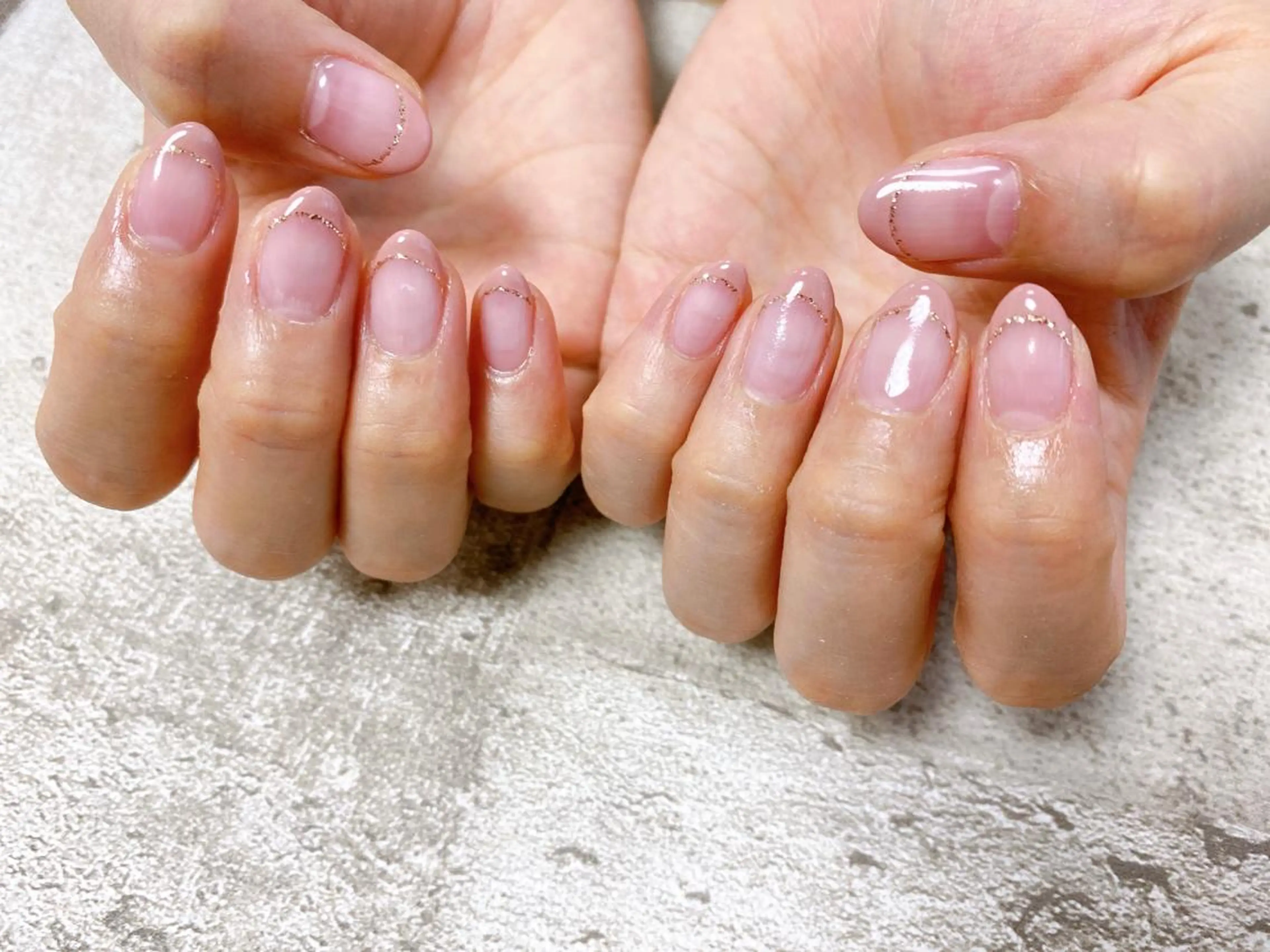 ネイル フレンチネイル ラメ(グリッター) ピンク mogunail &blowのネイルデザイン