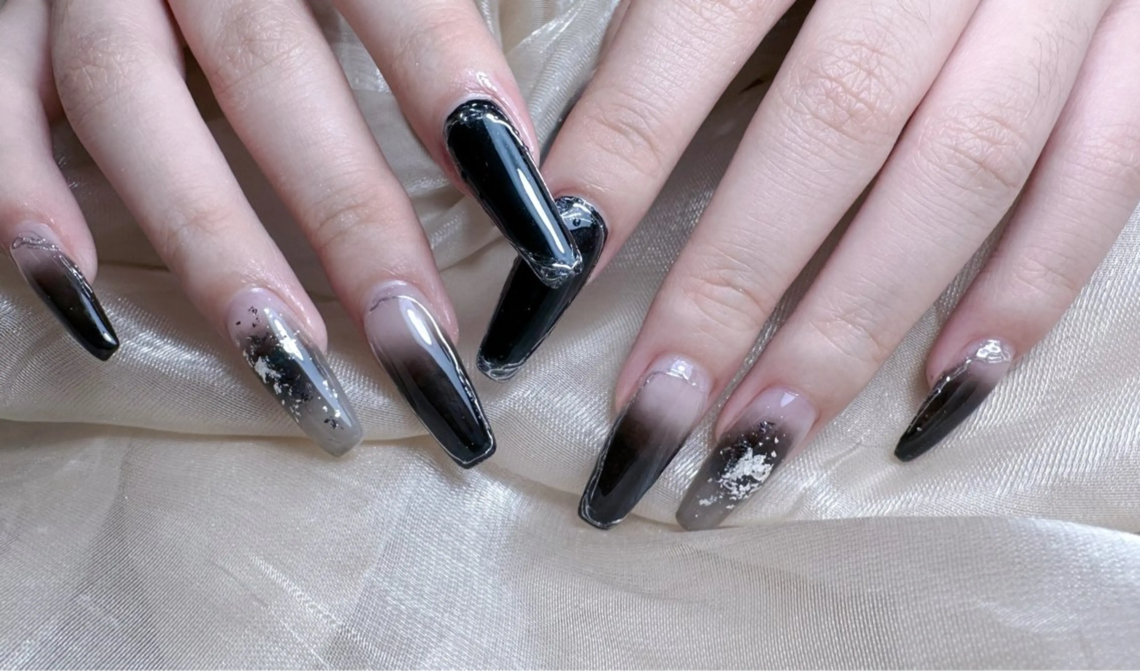 ネイル MissU ネイルサロンのネイルデザイン