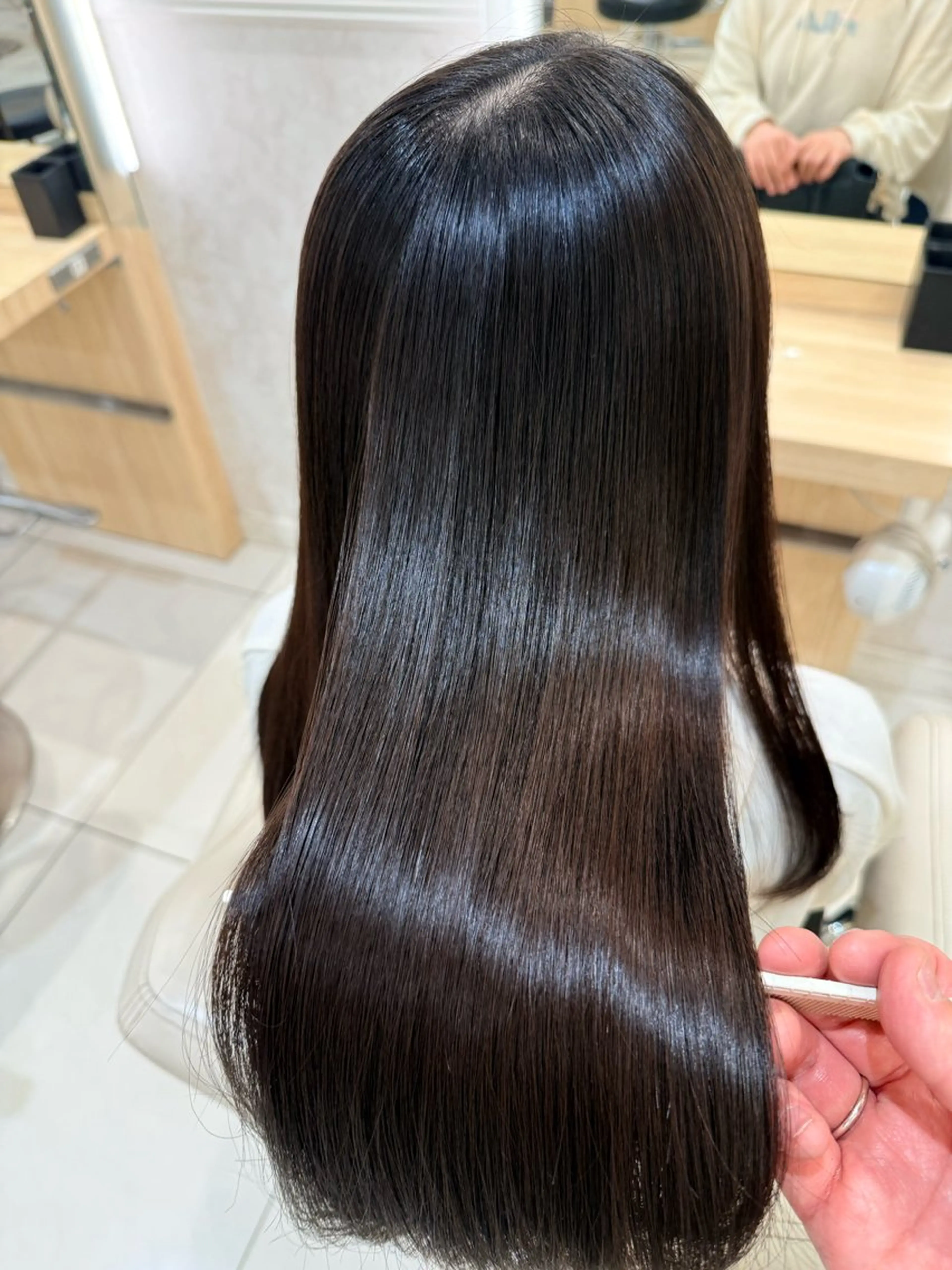 【簡単に再現、持ち◎】カット＋縮毛矯正＋トリートメントの写真