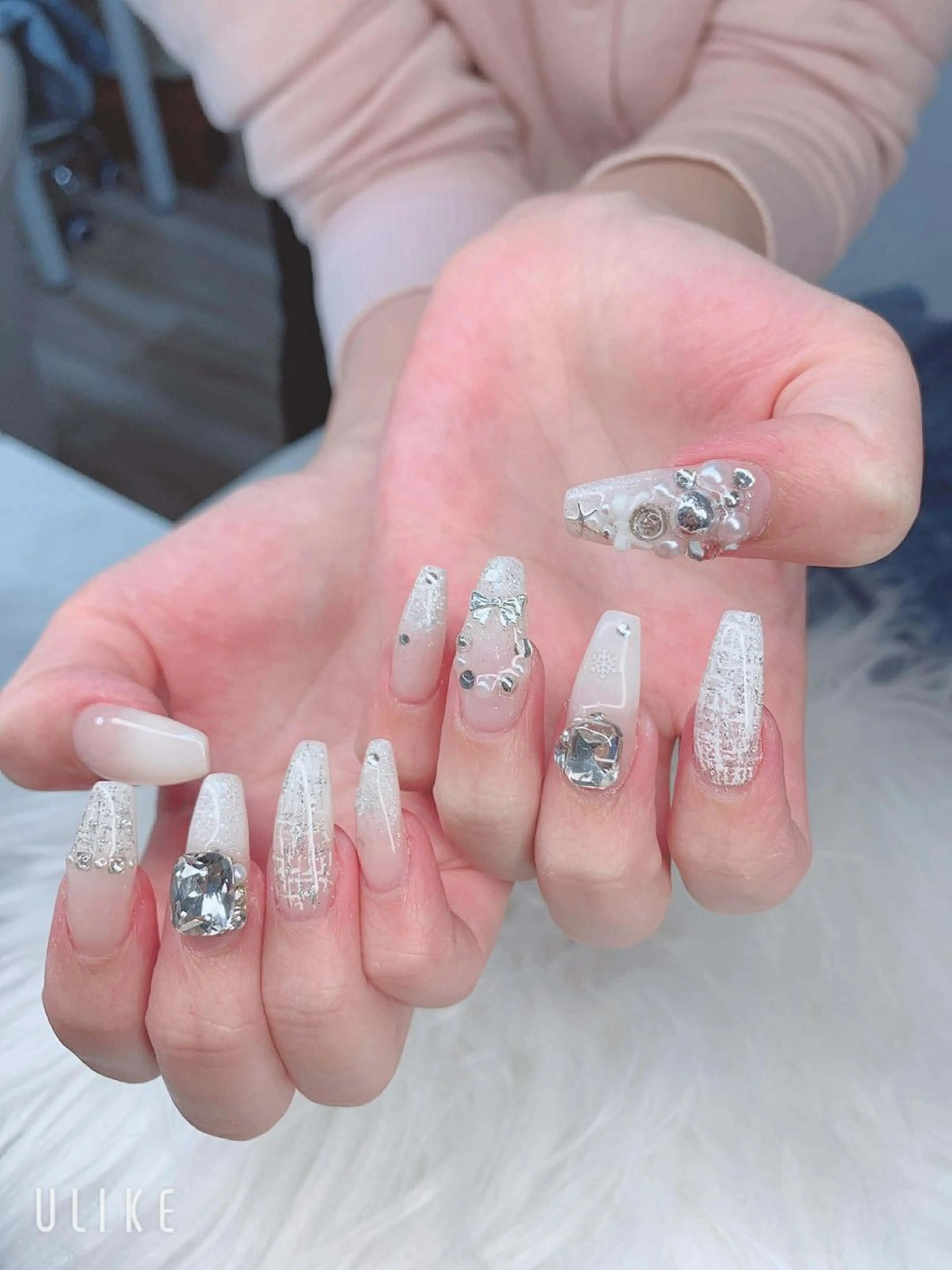 ネイル T.Lee Nail Lilyのネイルデザイン