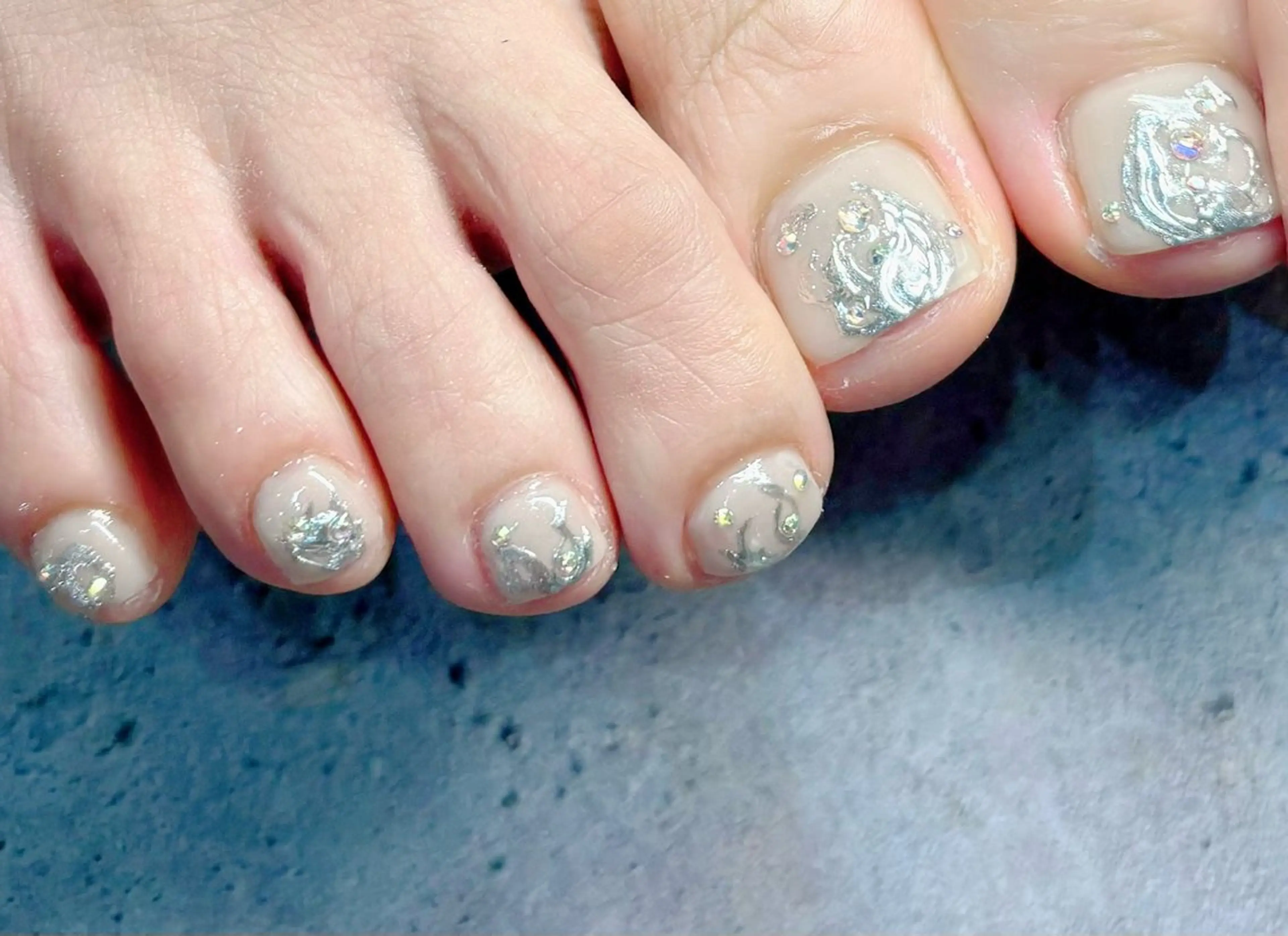 ネイル アートネイル フットネイル ニュアンスネイル シンプルネイル 夏ネイル SUI nailのネイルデザイン