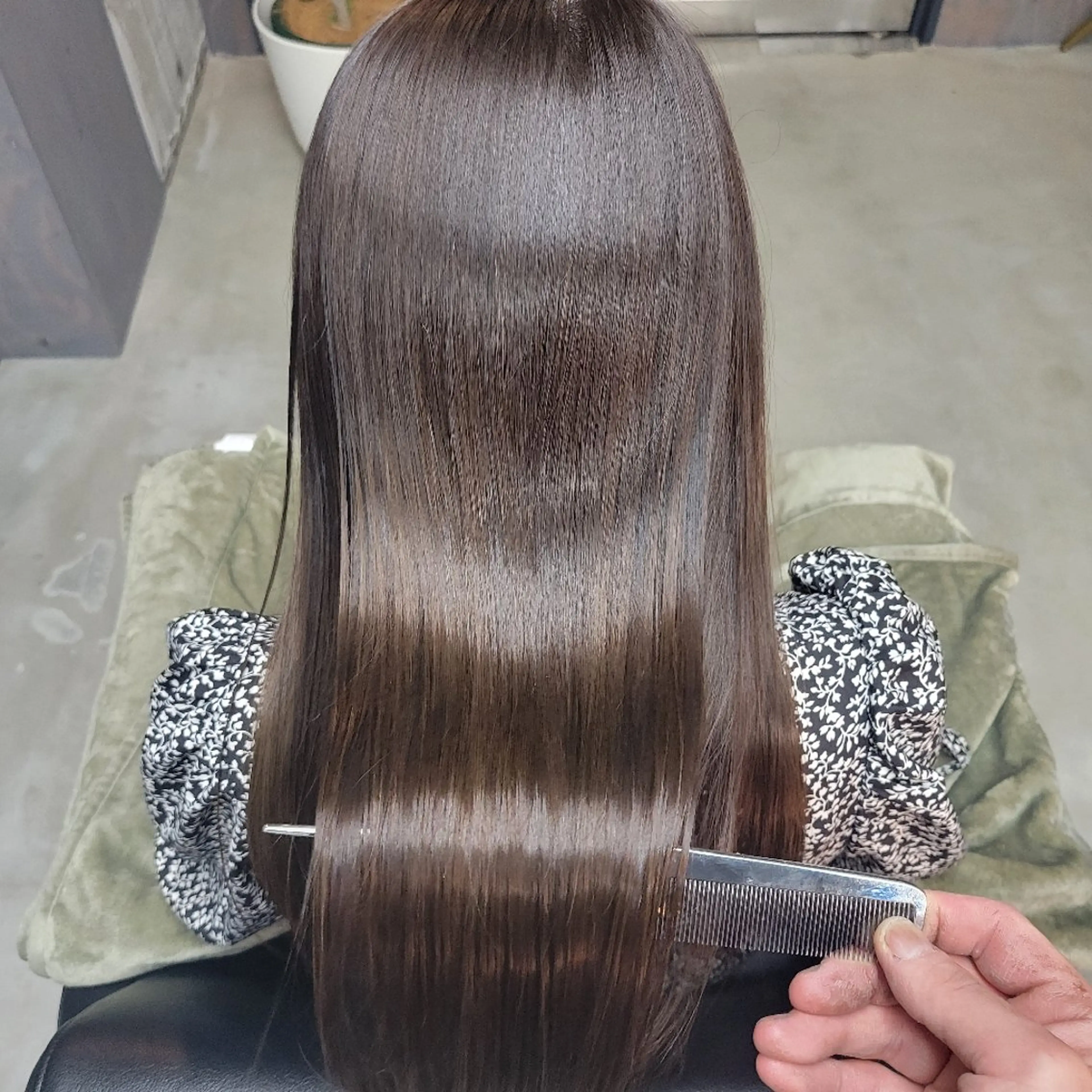 ロング 縮毛矯正 schwarz  黒森一馬のヘアスタイル