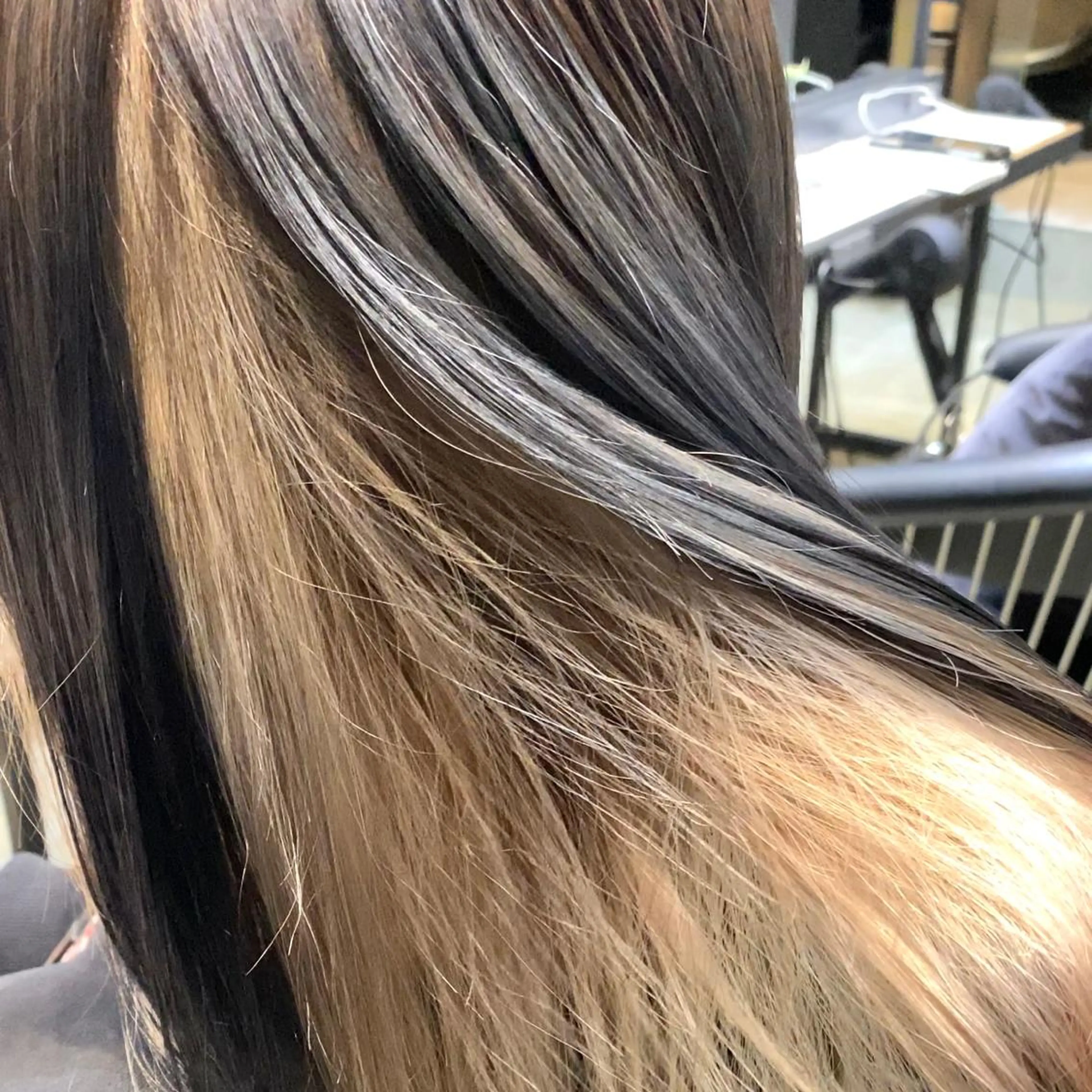 ロング カラー 似合わせレイヤー・ボ ブ タナカ レイヤのヘアスタイル