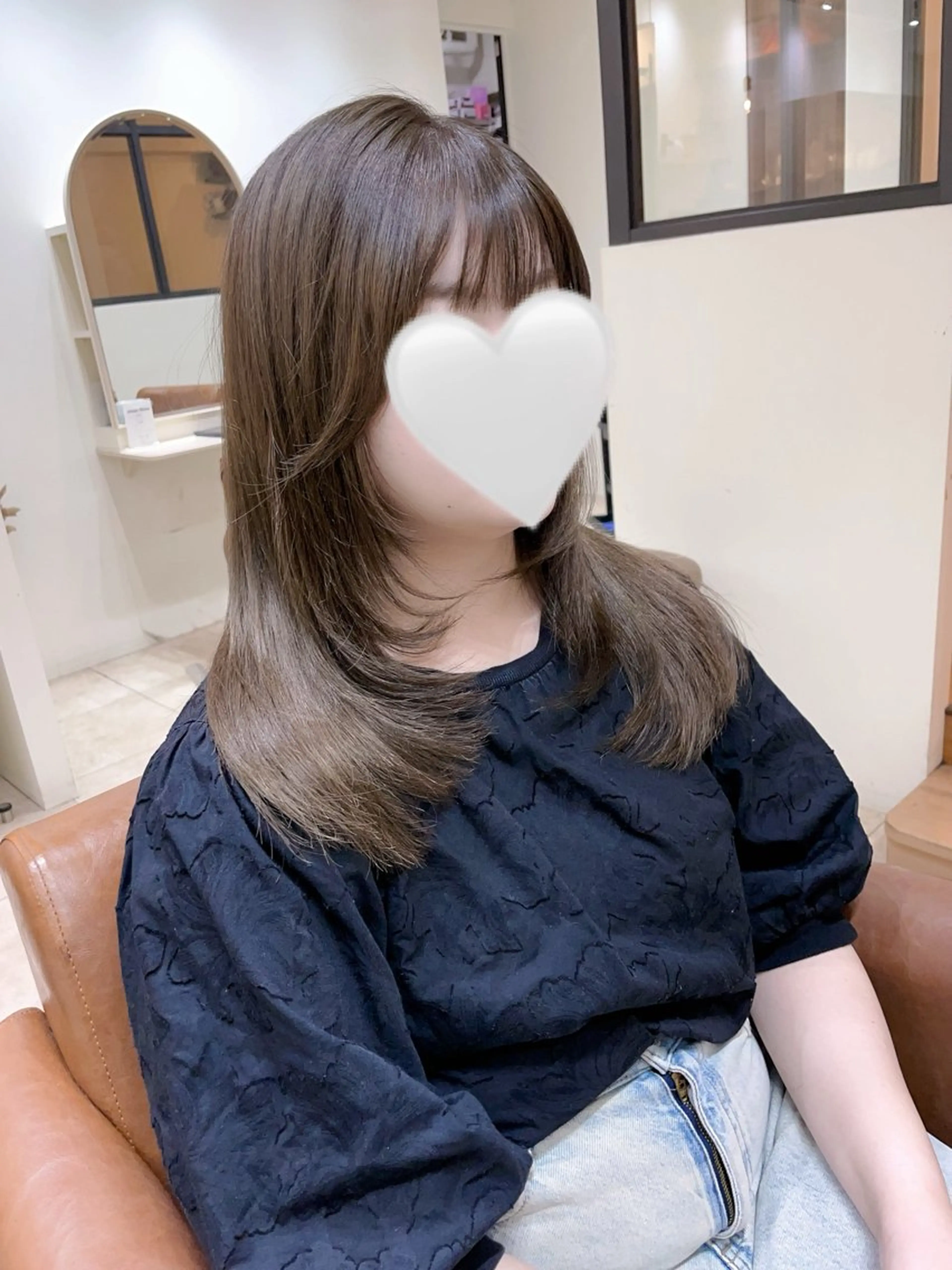 ミディアム カラー カット ヘアカラー トリートメント 村山 茉衣のヘアスタイル
