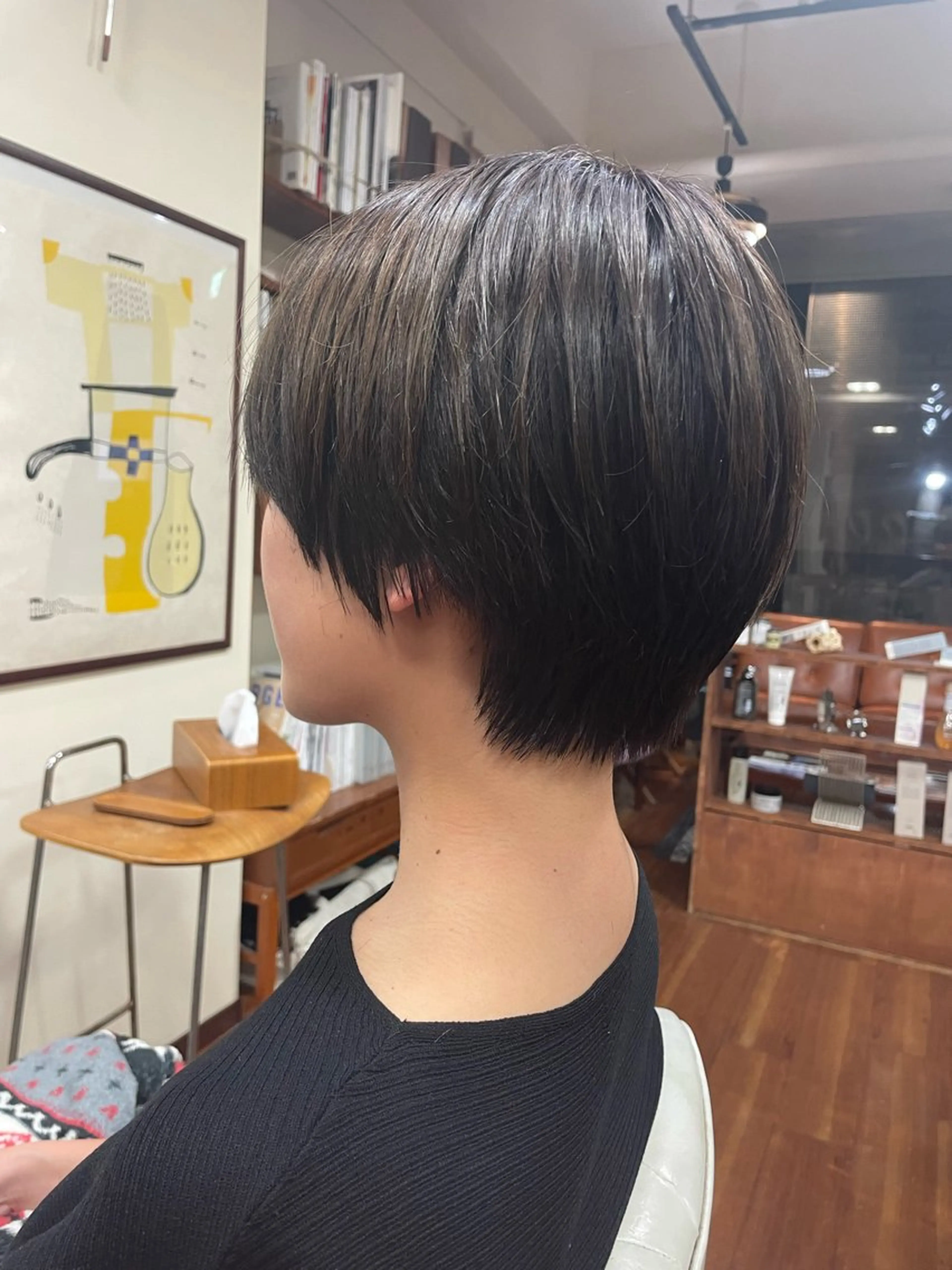 ショート くびれヘア ショートヘア 小顔カット ミニボブ/レイヤー ボブ/渋谷/ 宍戸のヘアスタイル