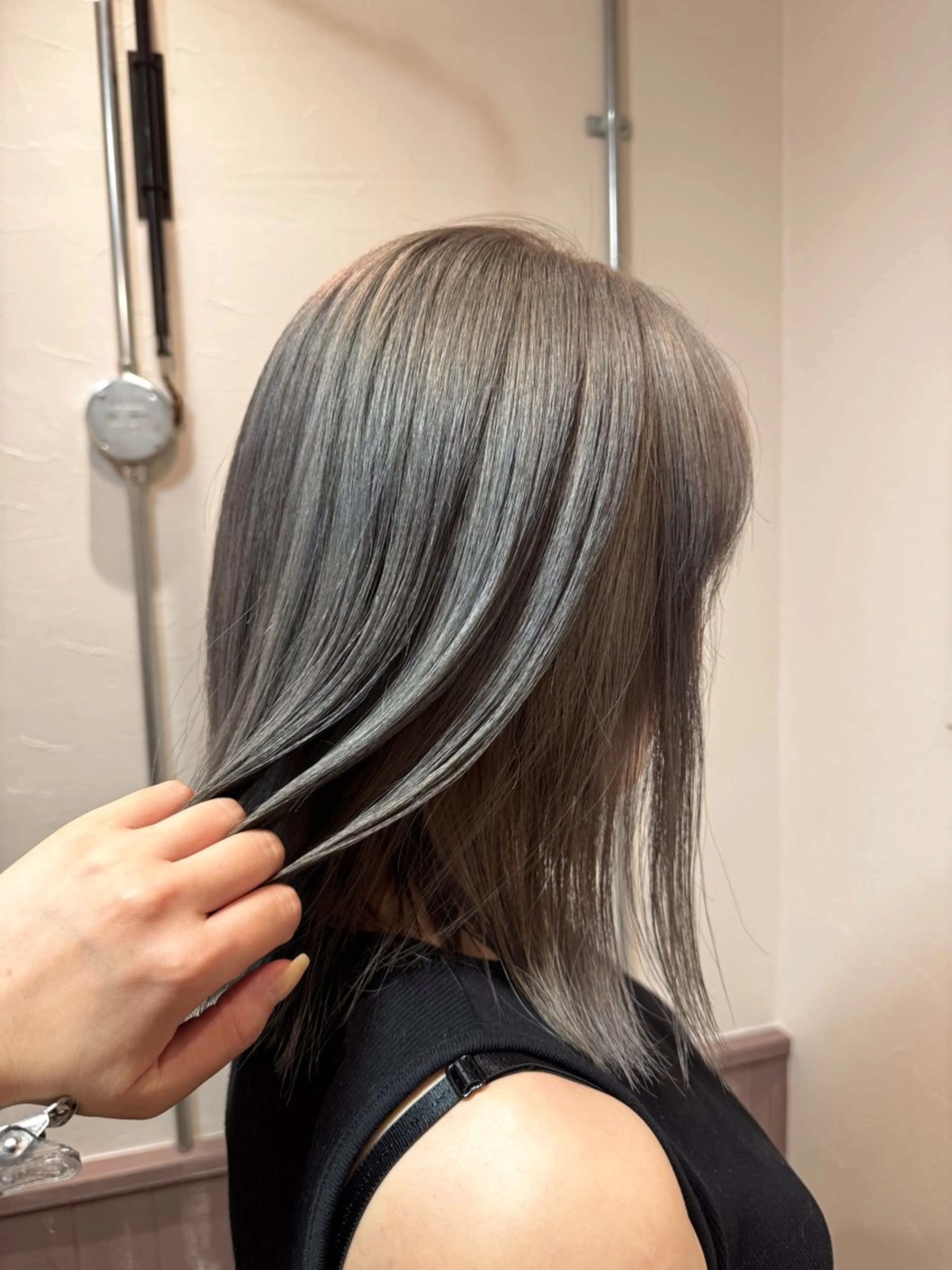 ミディアム カラー カット ヘアカラー トリートメント 矢場町/ダブルカラー /レイヤー/アリサのヘアスタイル