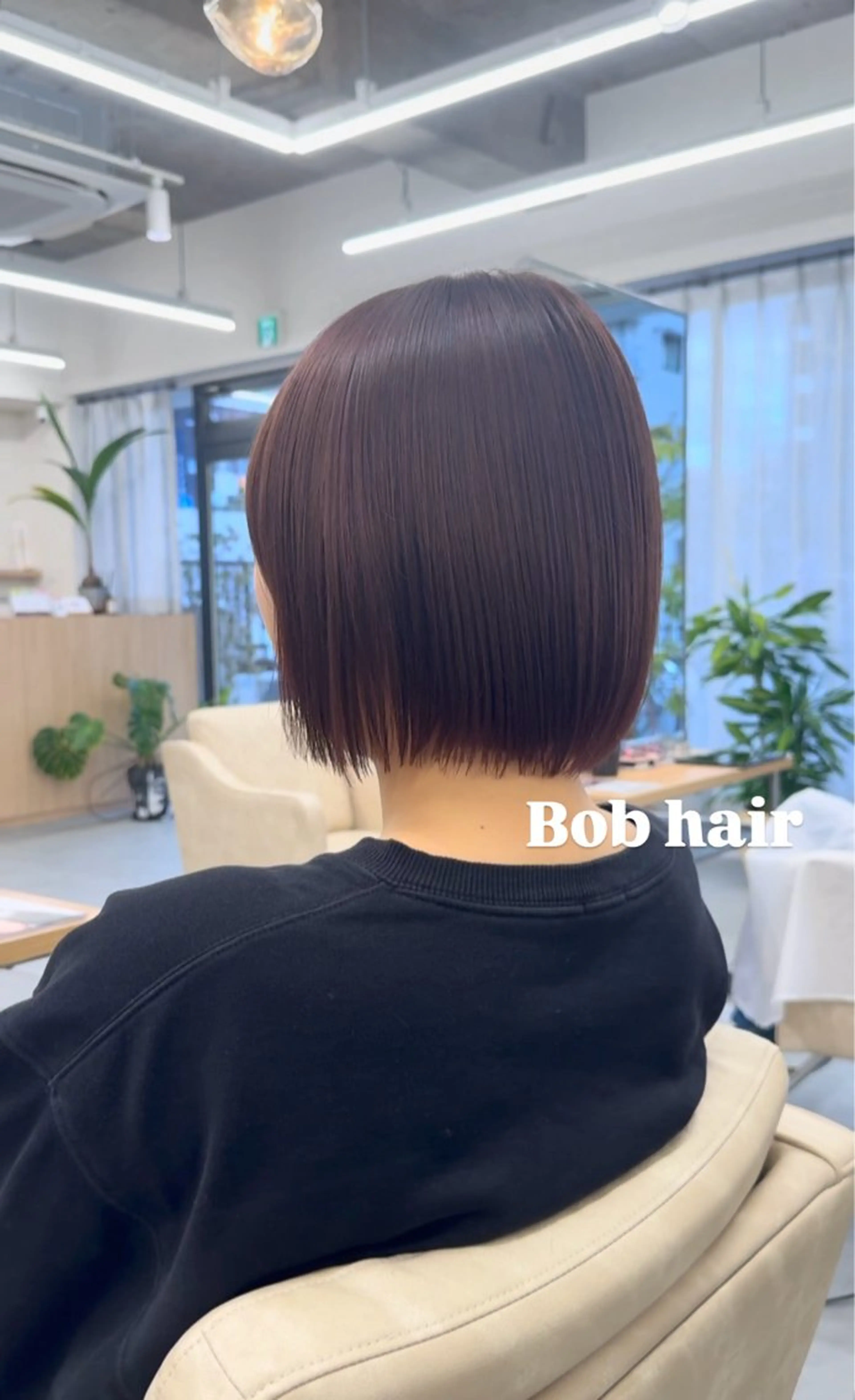 ミディアム ボブ 浅見 茉美のヘアスタイル