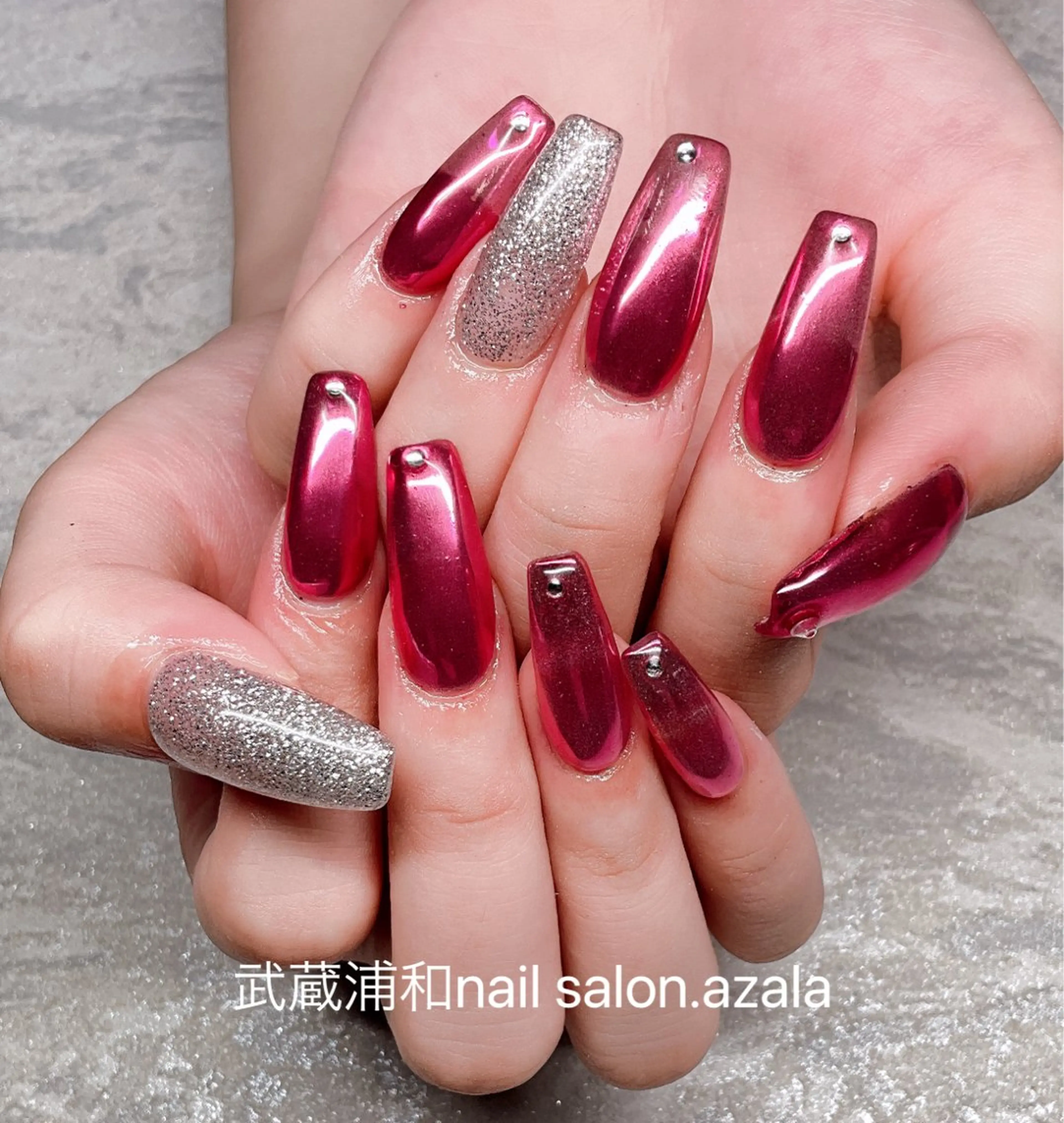 ネイル ハンドネイル R inのネイルデザイン