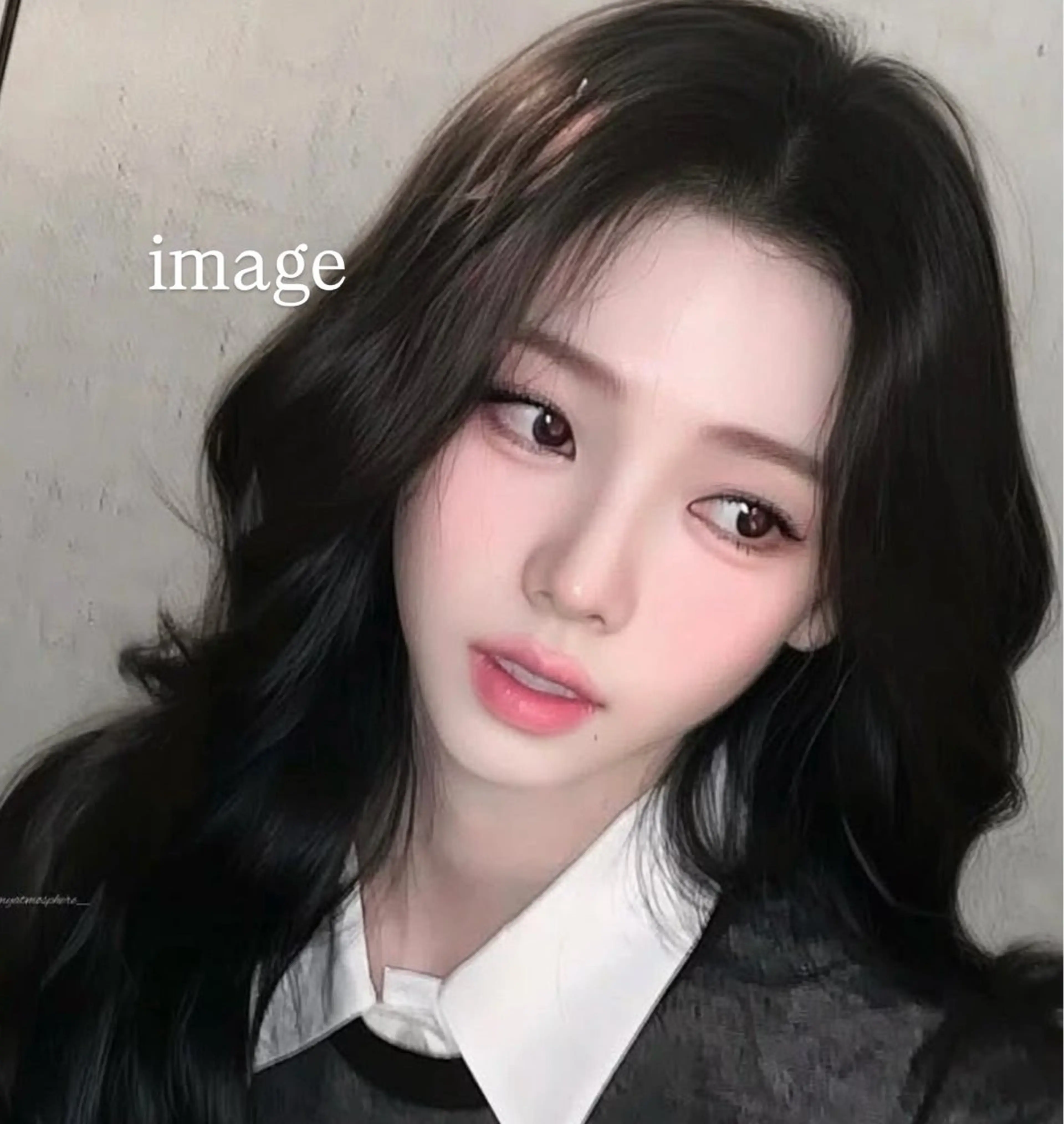 【トーンダウン限定】艶カラー🖤の写真