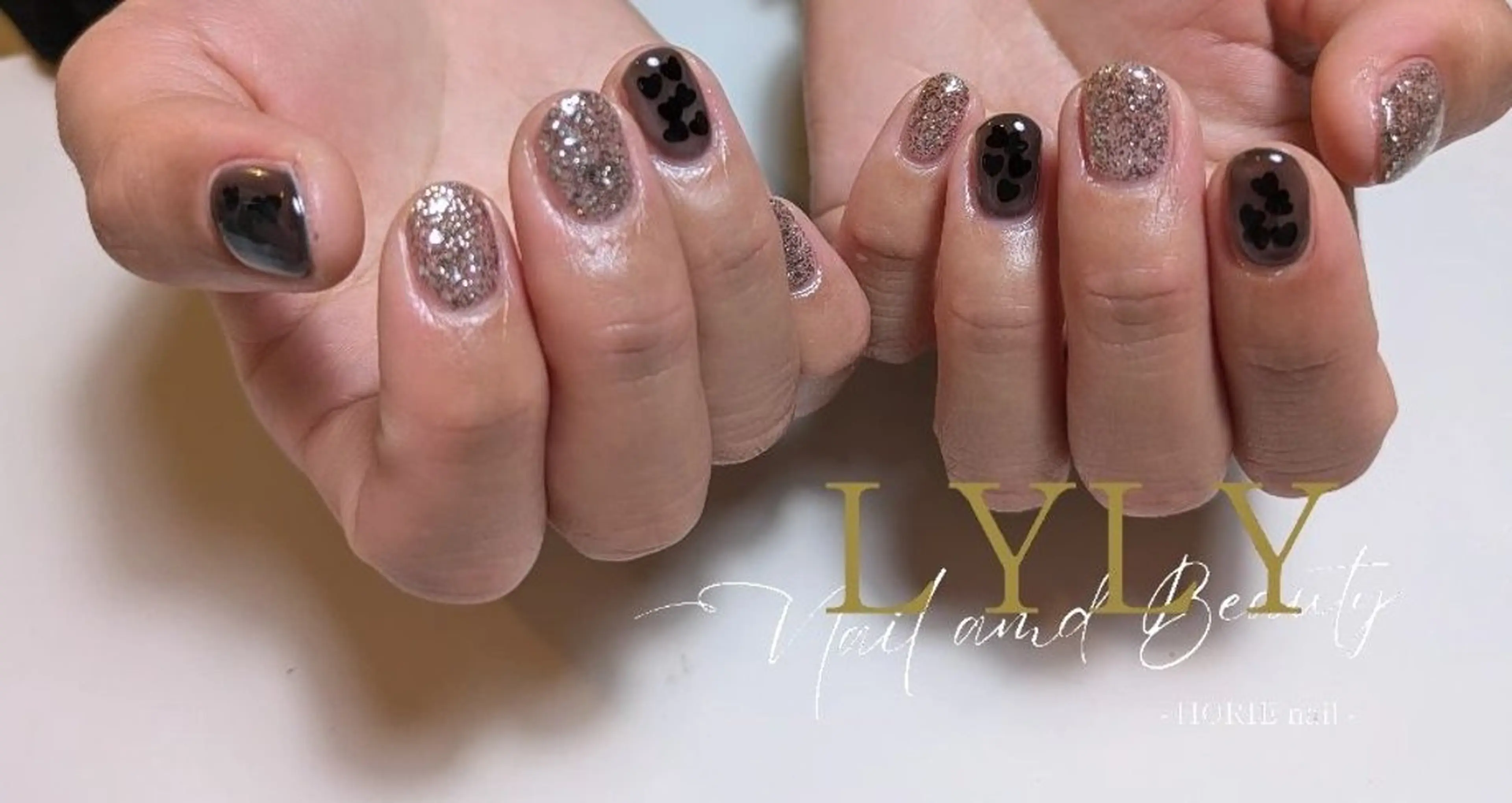 ネイル ハート LYLY ✾ai✾のネイルデザイン