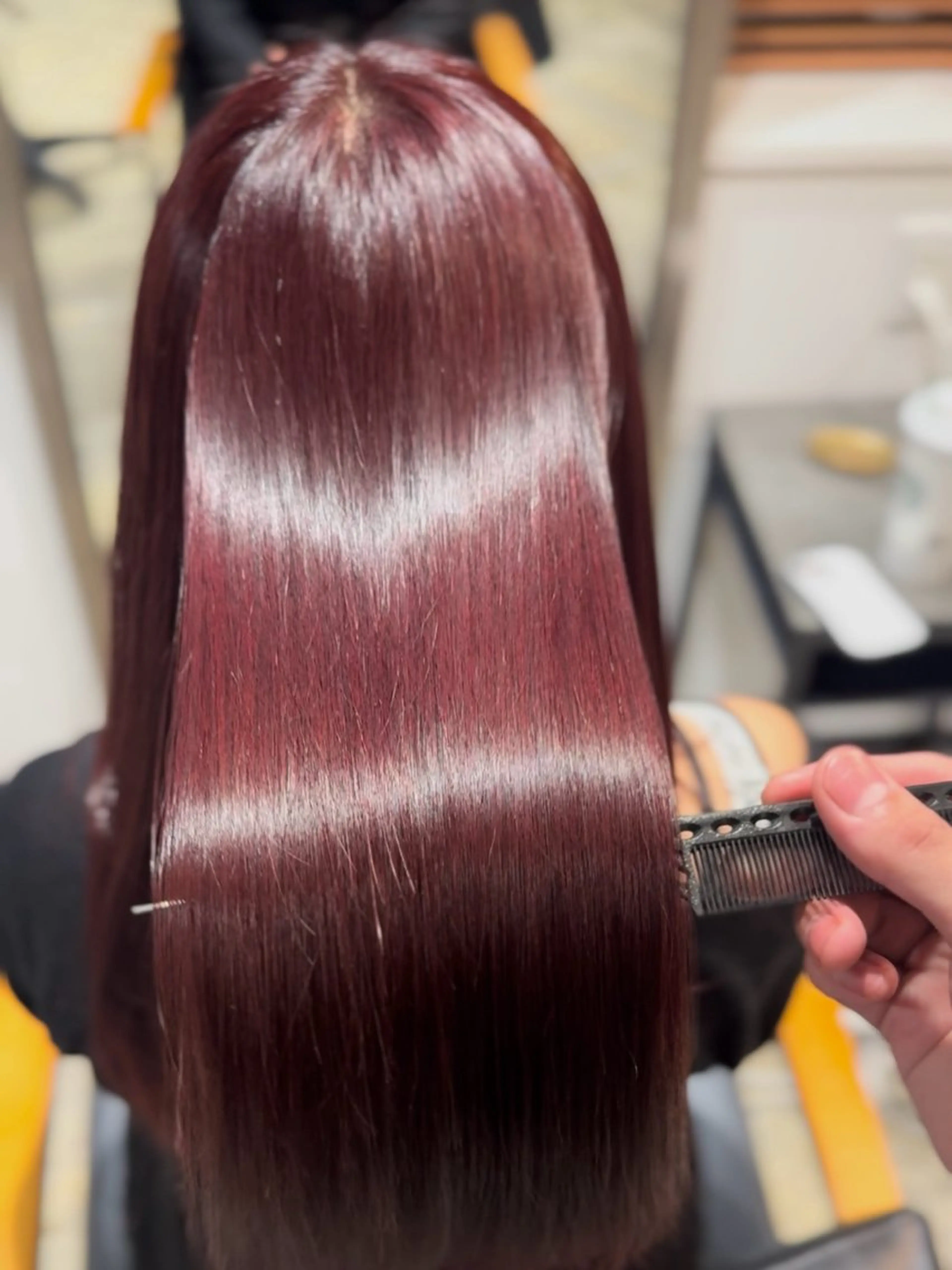 ロング カラー カット 縮毛矯正 トリートメント レイヤーカット/透明 感カラー🐬永井瑠栞のヘアスタイル