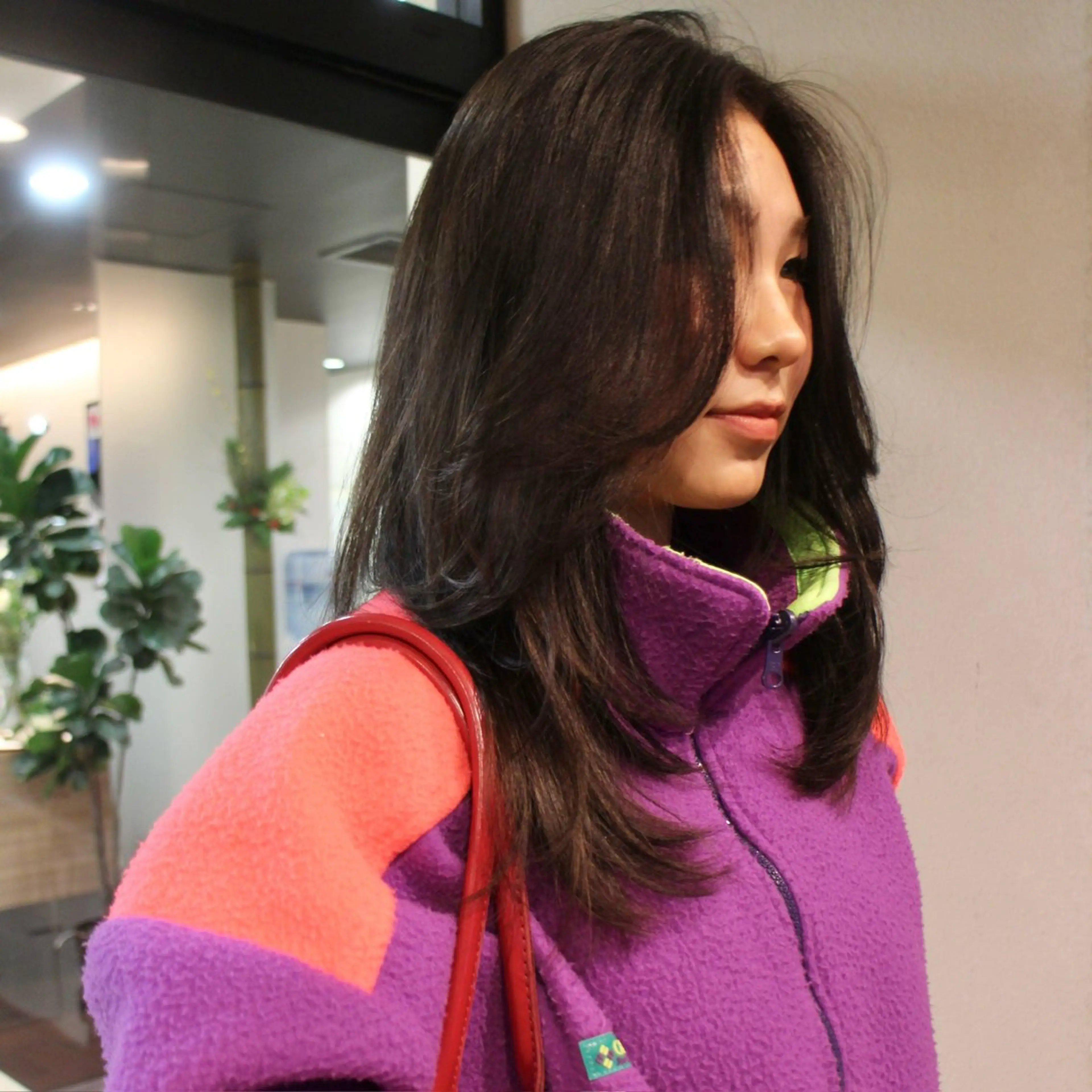 セミロング カラー カーリーパーマ/ 透明ｶﾗｰ/MIKUのヘアスタイル