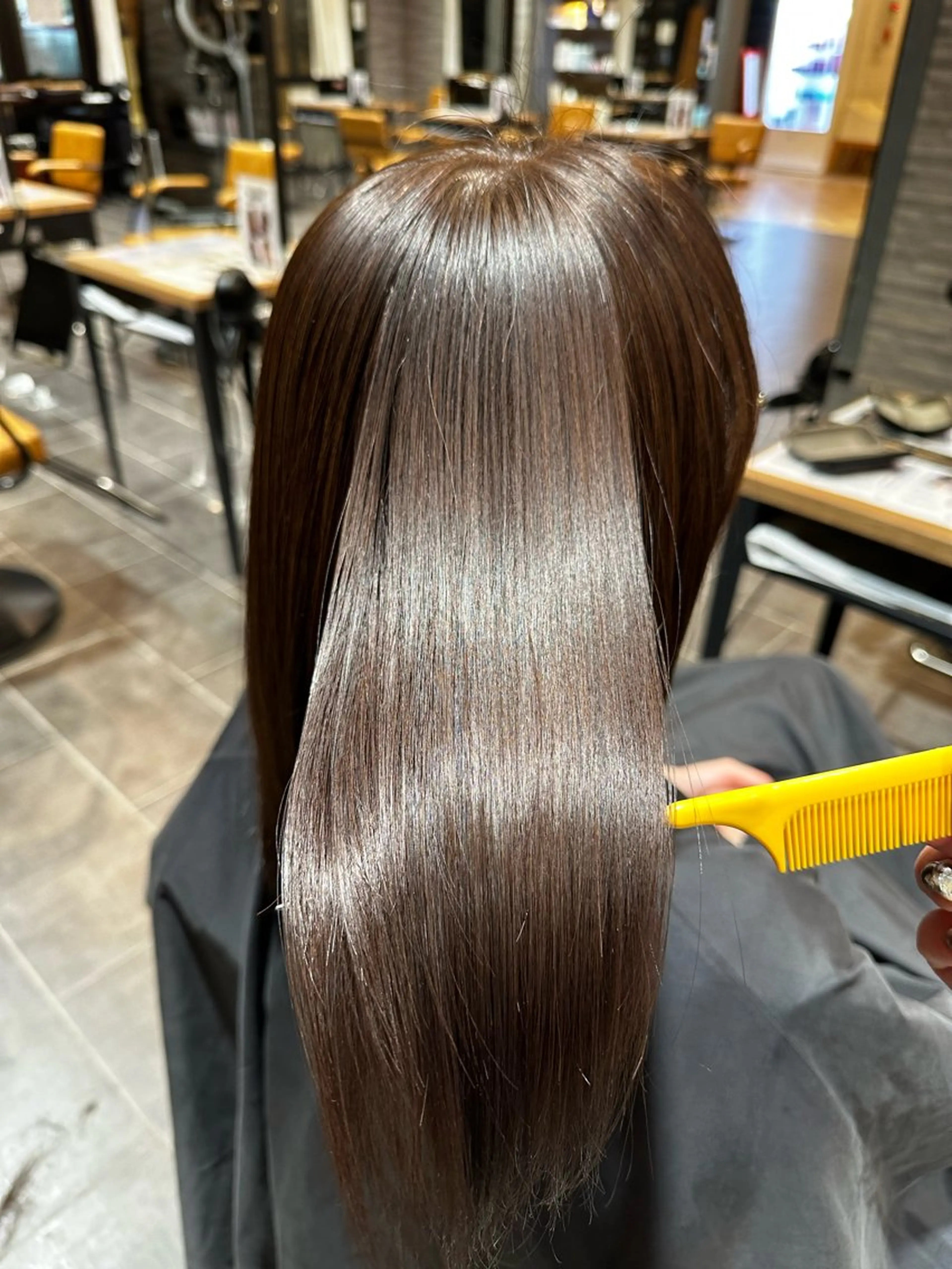 ロング カラー ヘアカラー トリートメント 【髪質改善】 夏目結以のヘアスタイル