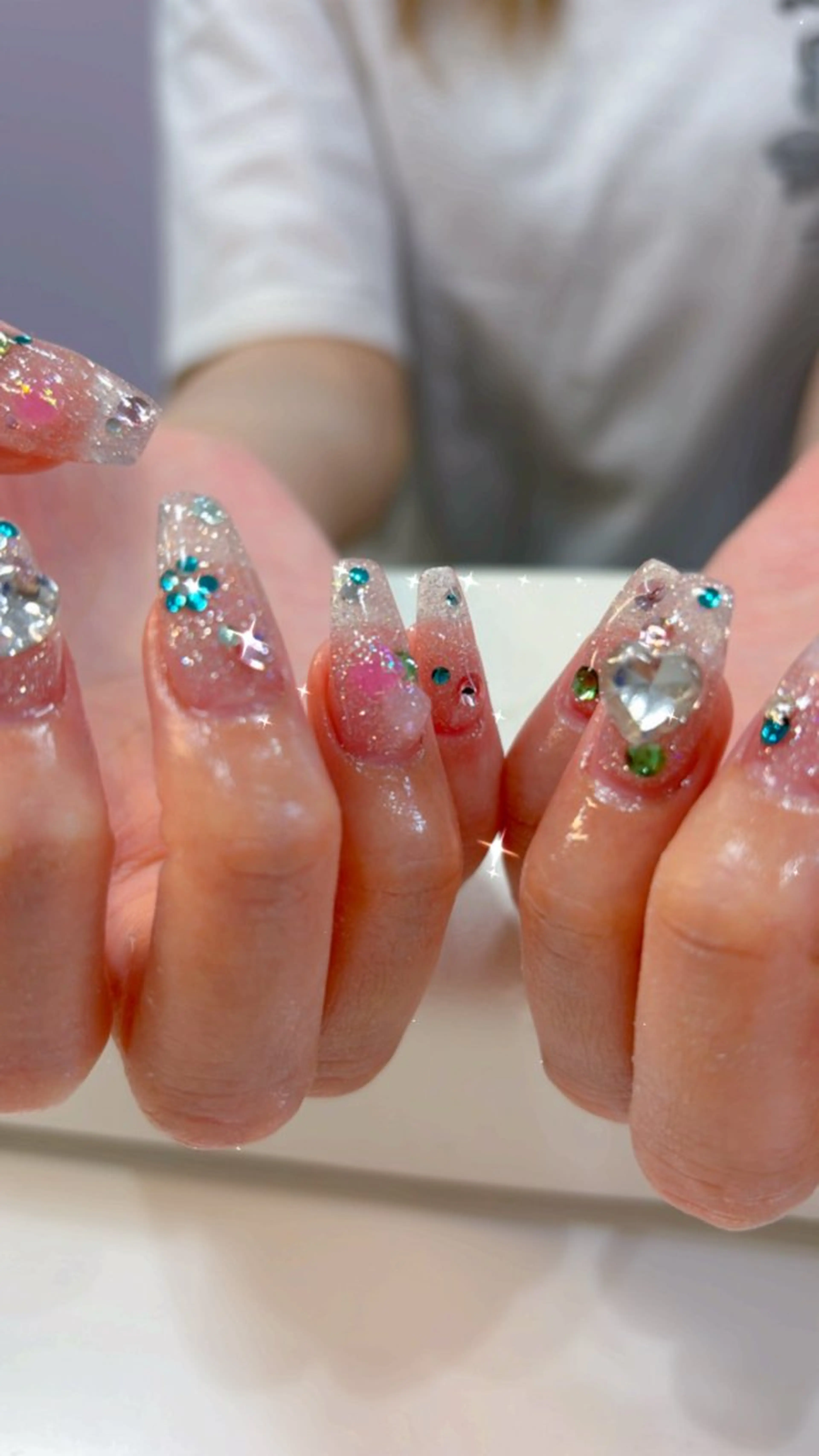 ネイル キラキラネイル ラメ(グリッター) ストーンネイル ハンドネイル 鶴橋wooone nail.rieのネイルデザイン