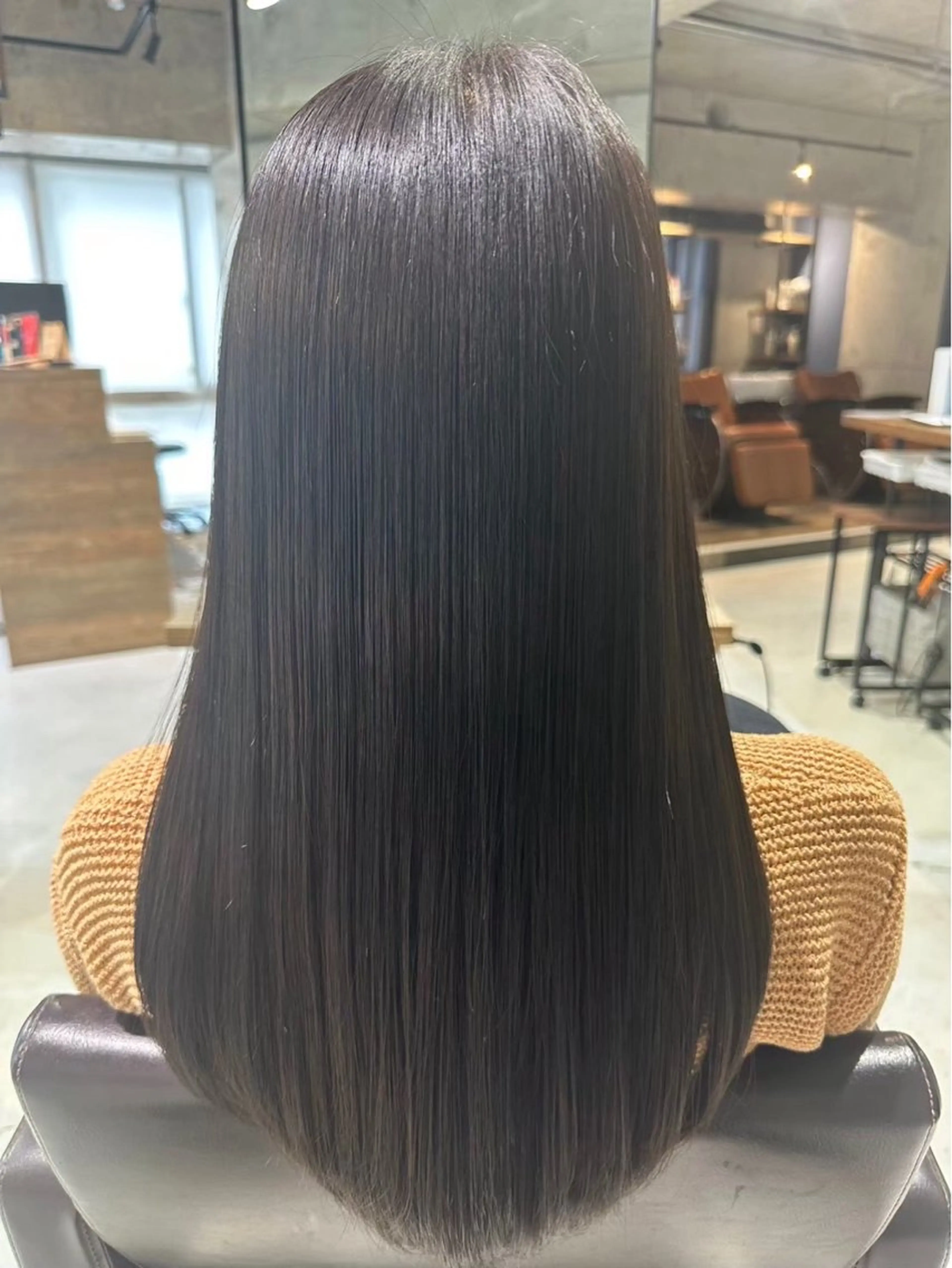 ロング 及川 亜美のヘアスタイル