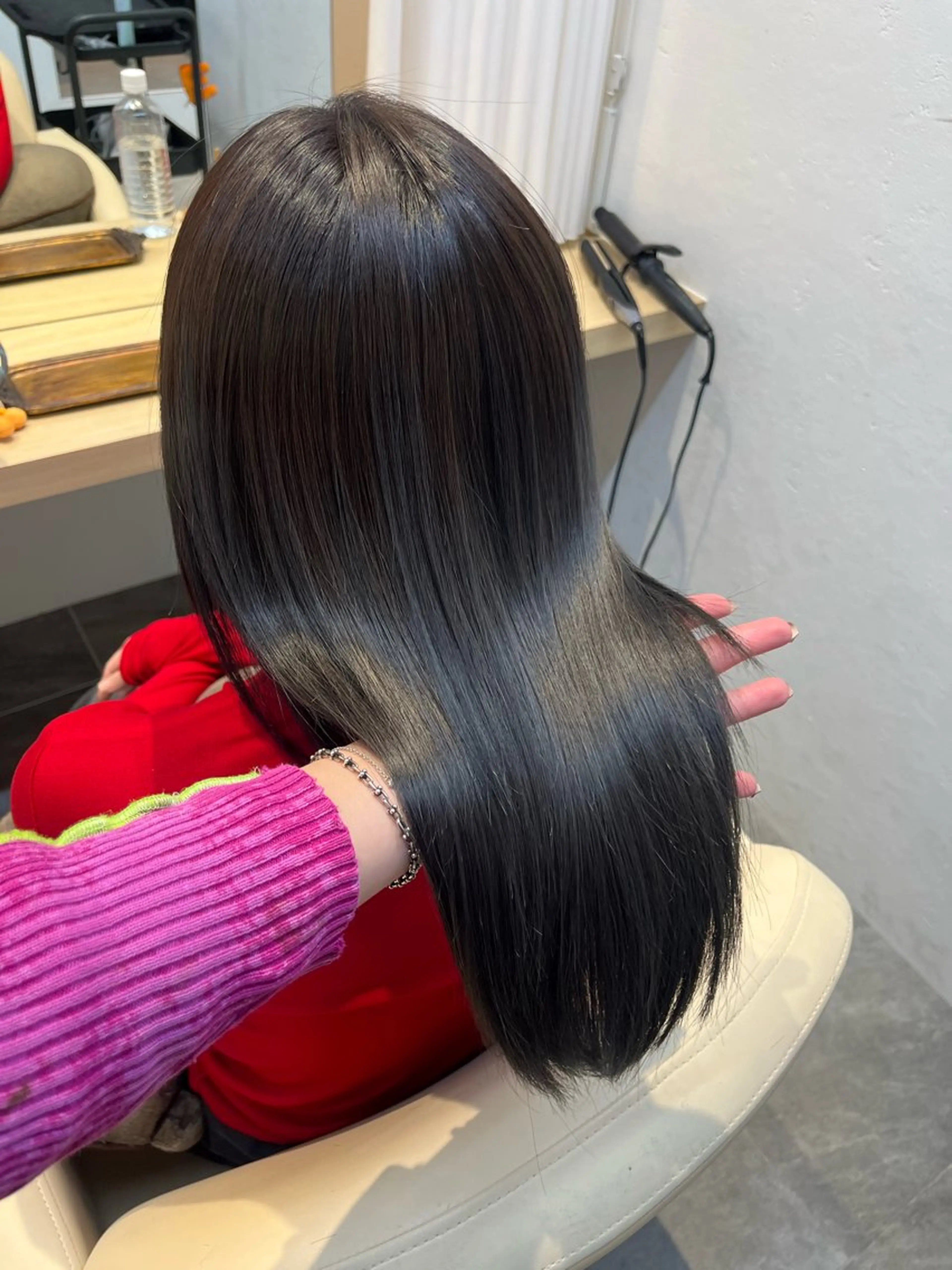 セミロング カラー 柔らかい艶暖色 レイヤー🫧姫汝のヘアスタイル