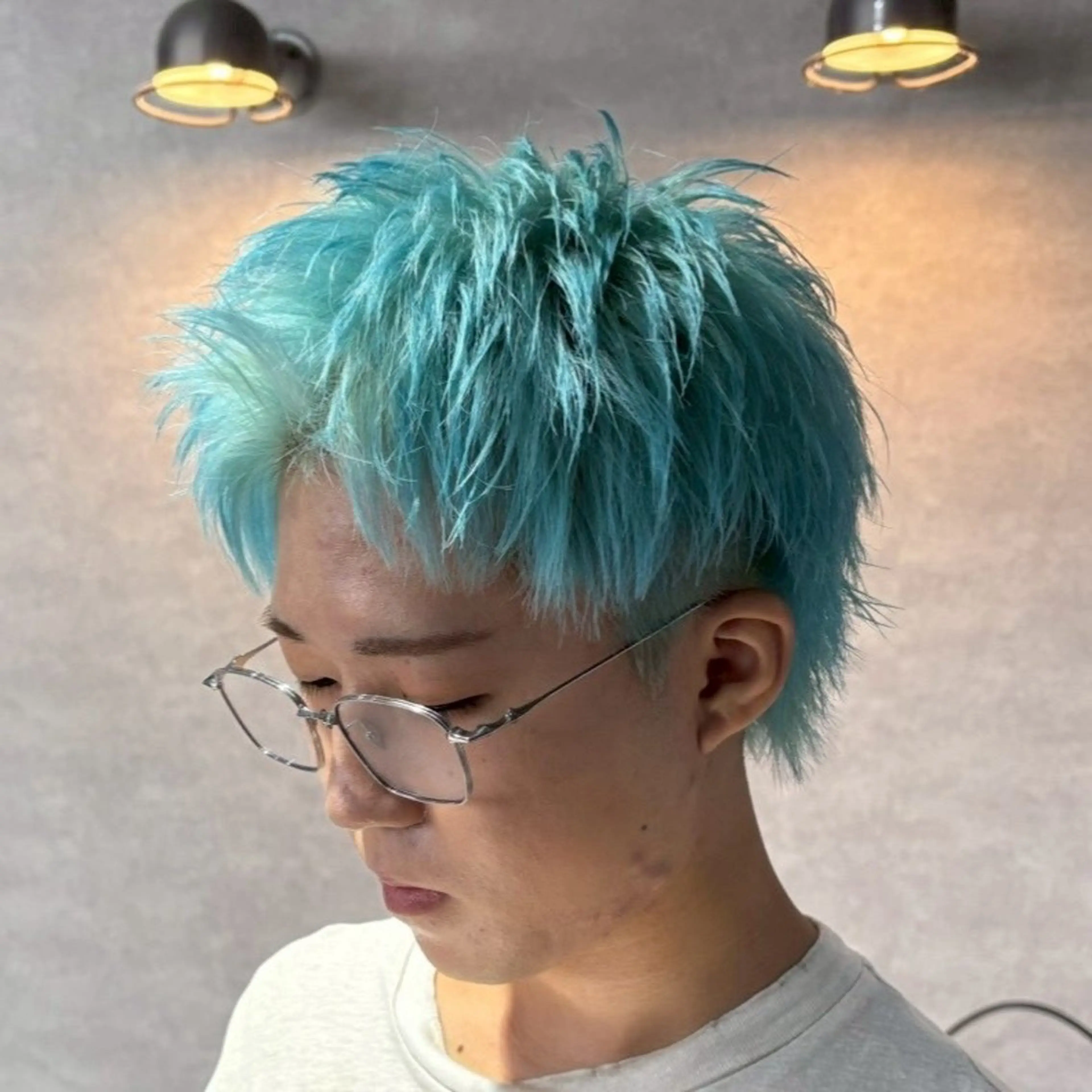 カラー メンズ フェードカット ブルーカラー ヘアカラー カラー/フェード/ パーマ/たくぼーのヘアスタイル